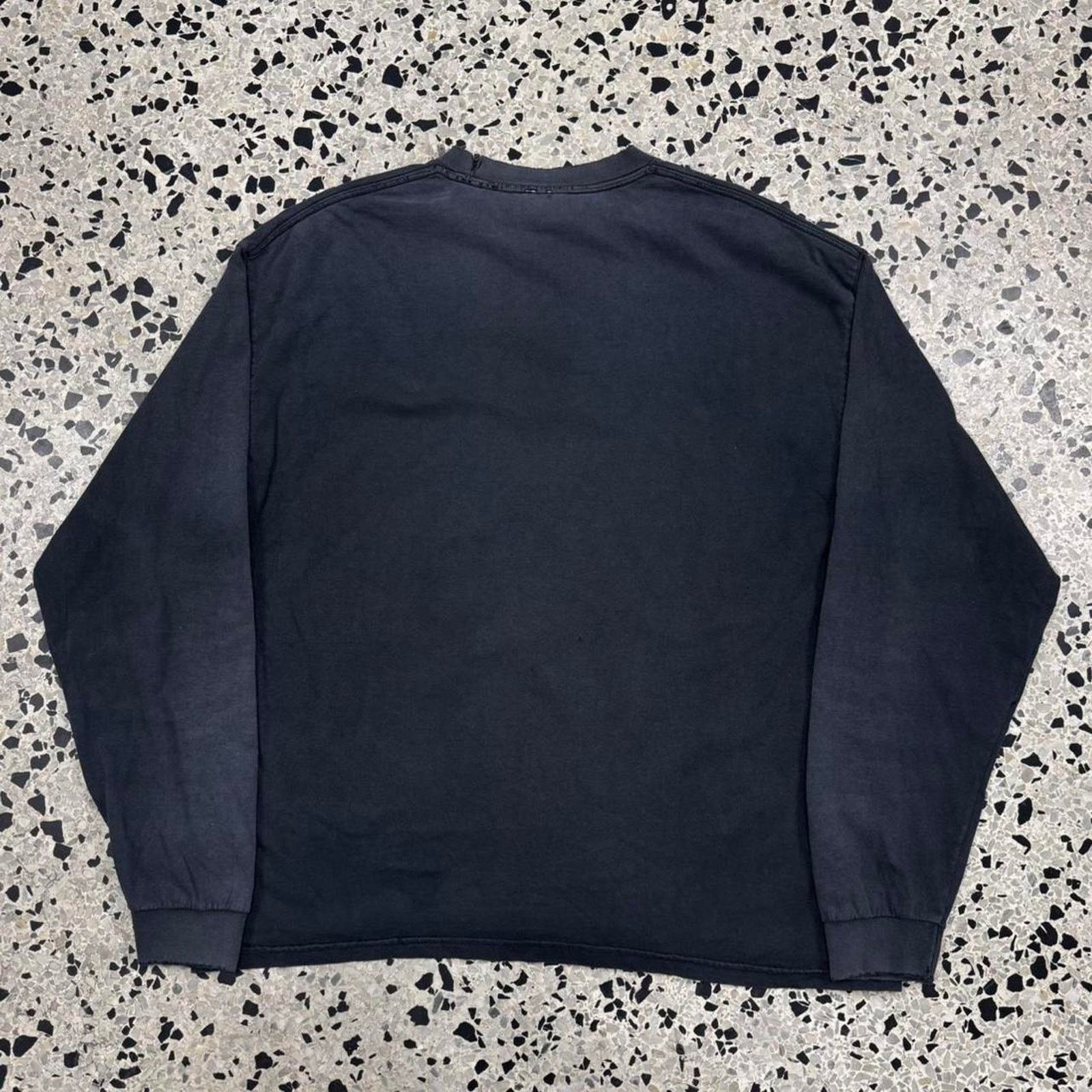 Port & Company × Vintage VINTAGE Y2K THRASHED CARDINAL HEALTH PROMO LONGSLEEVE TEE: Size US XL / EU 56 / 4 - 5 Thumbnail