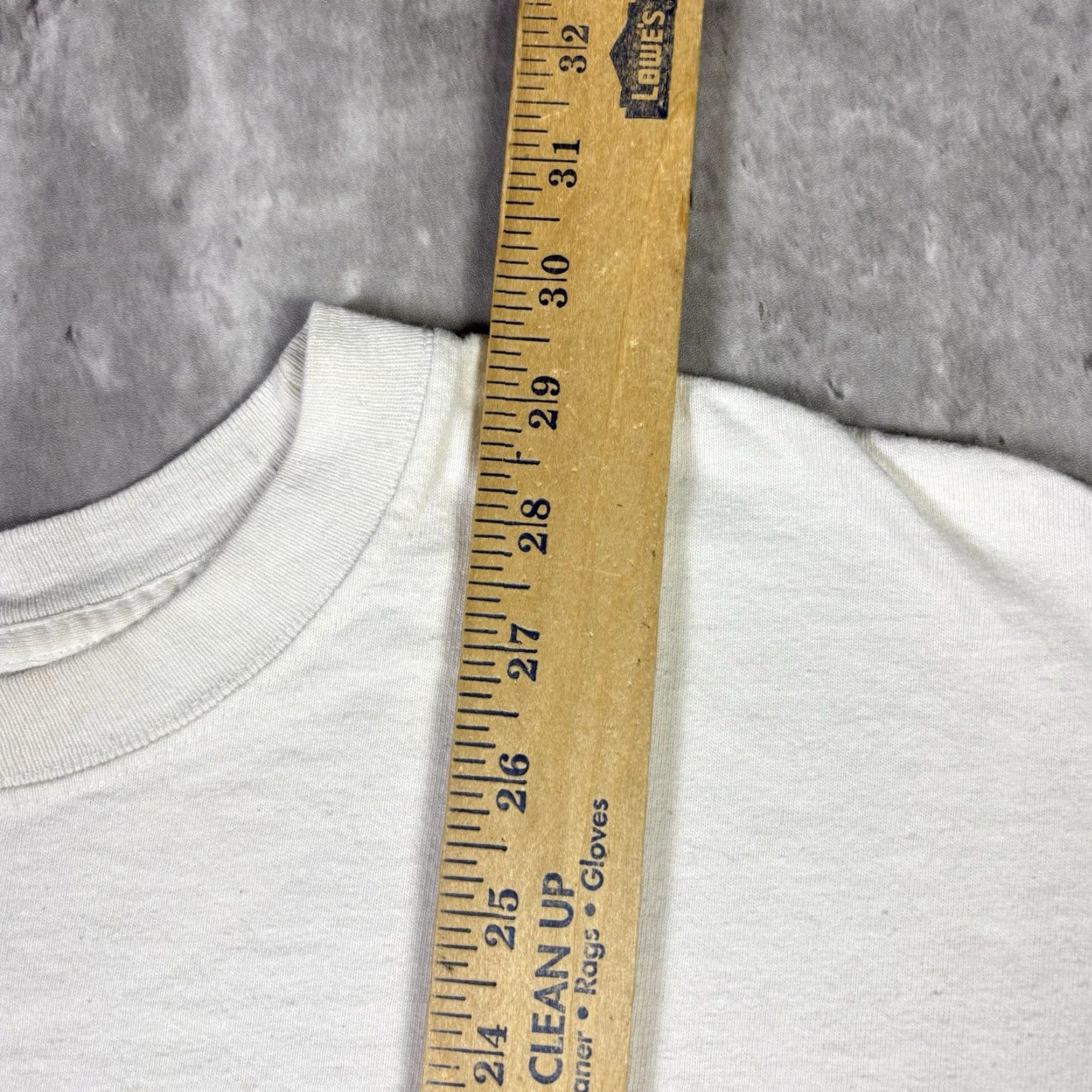 Guess VINTAGE GUESS T SHIRT White Oversized XL 90s Distressed Worn Crew Neck Short Sleeve Men Size US XL / EU 56 / 4 - 5 Thumbnail