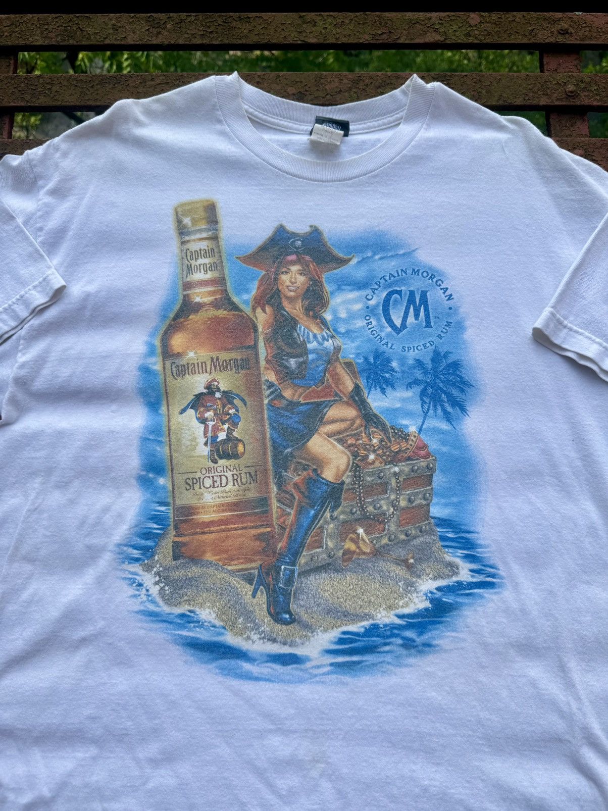 Other VINTAGE Y2K Men’s XL Captain Morgan T-Shirt Size US XL / EU 56 / 4 - 2 Thumbnail