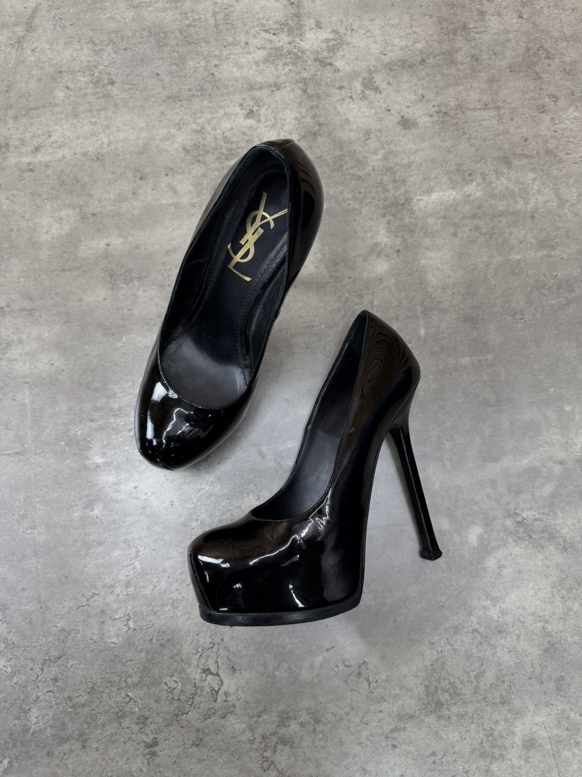 Yves Saint Laurent Yves Saint Laurent Black Patent Platform Heels Size 36 Size US 6 / IT 36 - 1 Thumbnail