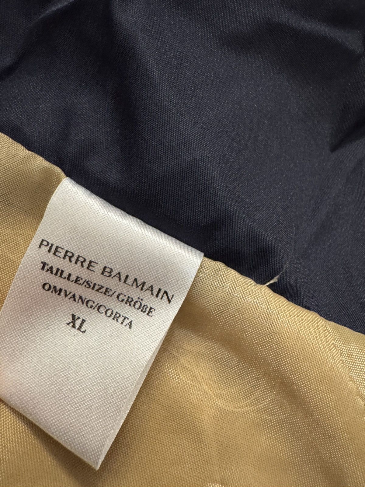 Pierre Balmain Pierre Balmain Vintage 90s Beige Light Jacket size XL Size US XL / EU 56 / 4 - 7 Thumbnail