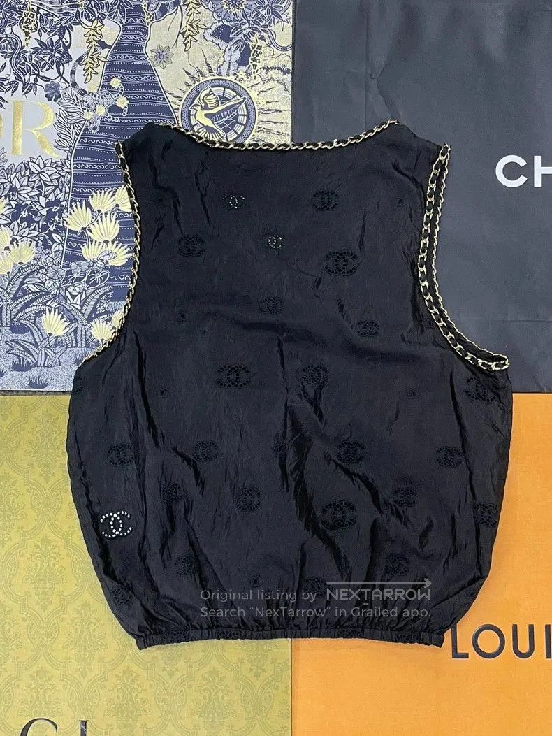 Chanel Chanel Black Cutout CC Chain Vest. Size US M / EU 48-50 / 2 - 3 Thumbnail