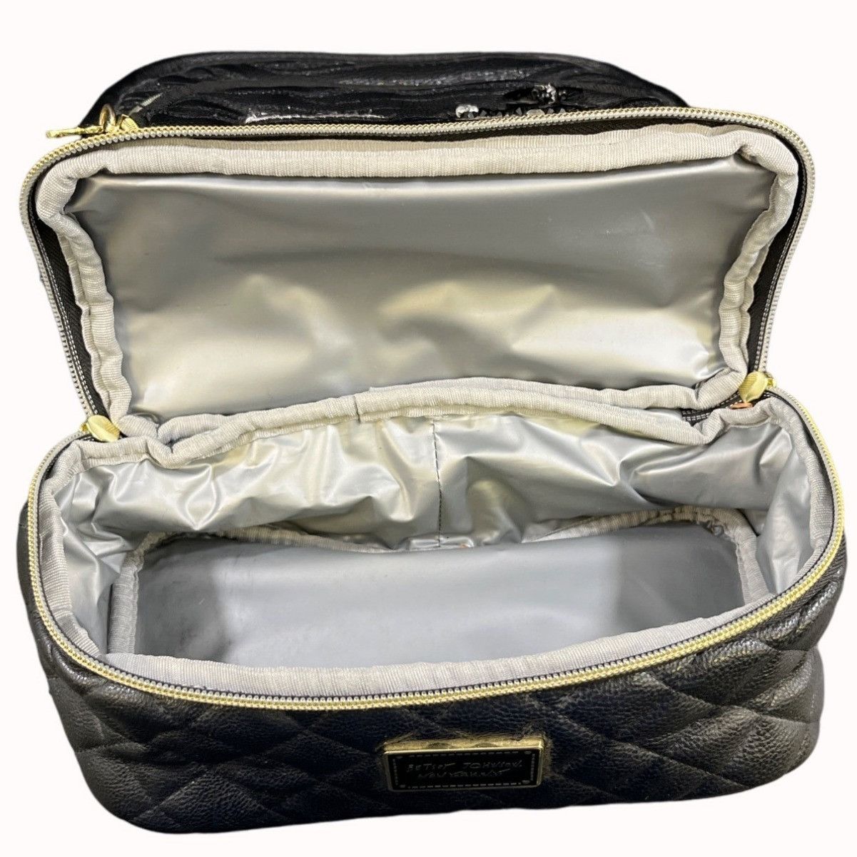Betsey Johnson Betsey Johnson Women's Black Isolated Bag/Lunch Bag SKU 5364 Size ONE SIZE - 4 Thumbnail