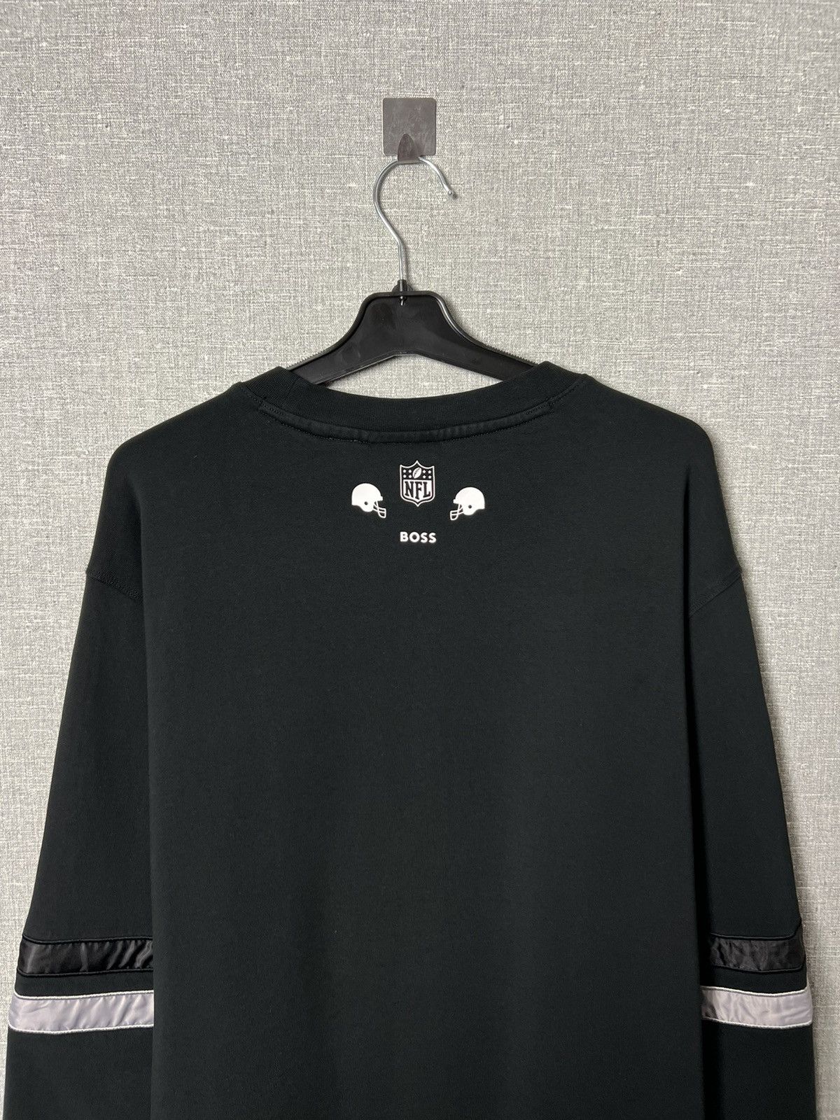 Hugo Boss BOSS x NFL Las Vegas Raiders Drive Crew Pullover Sweatshirt Size US XXL / EU 58 / 5 - 11 Thumbnail