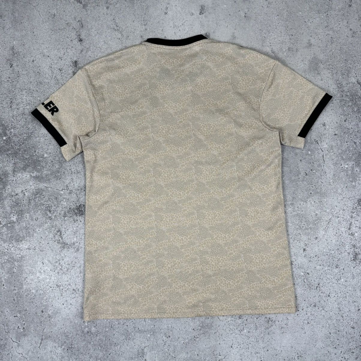 Adidas Manchester United 2019 2020 Adidas Football Soccer Jersey Size US L / EU 52-54 / 3 - 9 Thumbnail