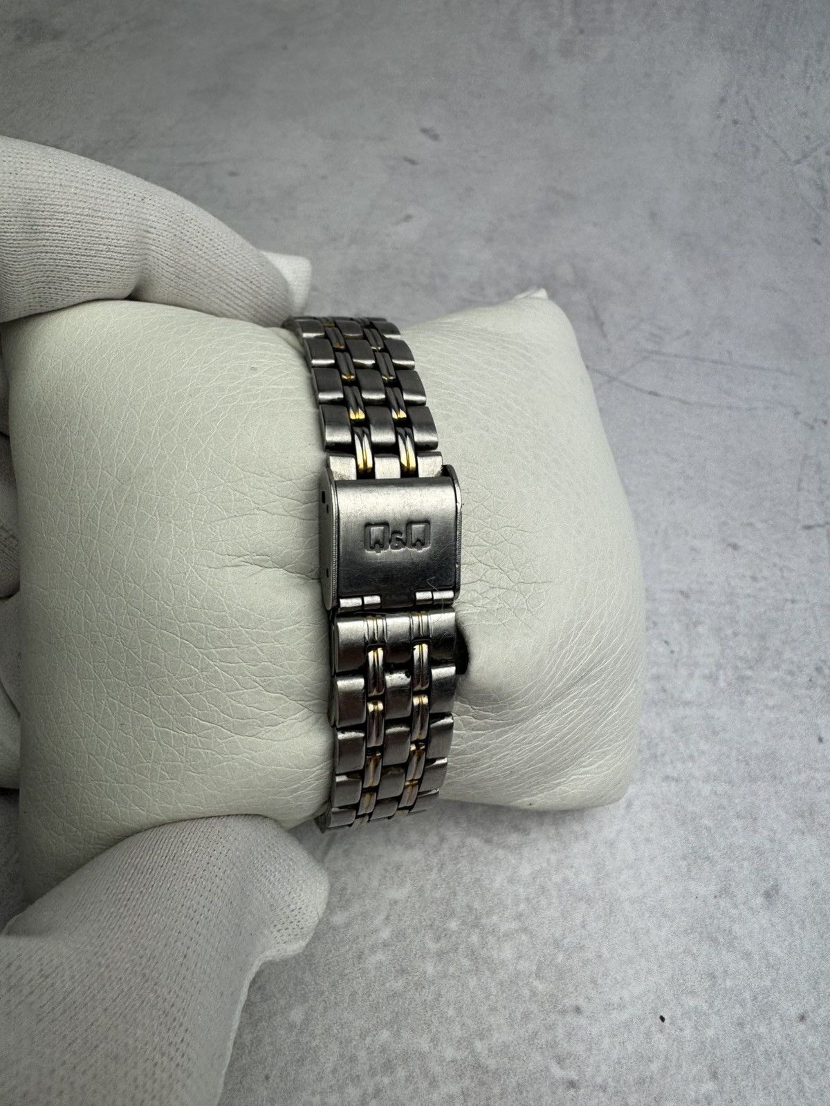 Japanese Brand × Vintage Q&Q Japanese Style Watch Vintage Size ONE SIZE - 3 Thumbnail
