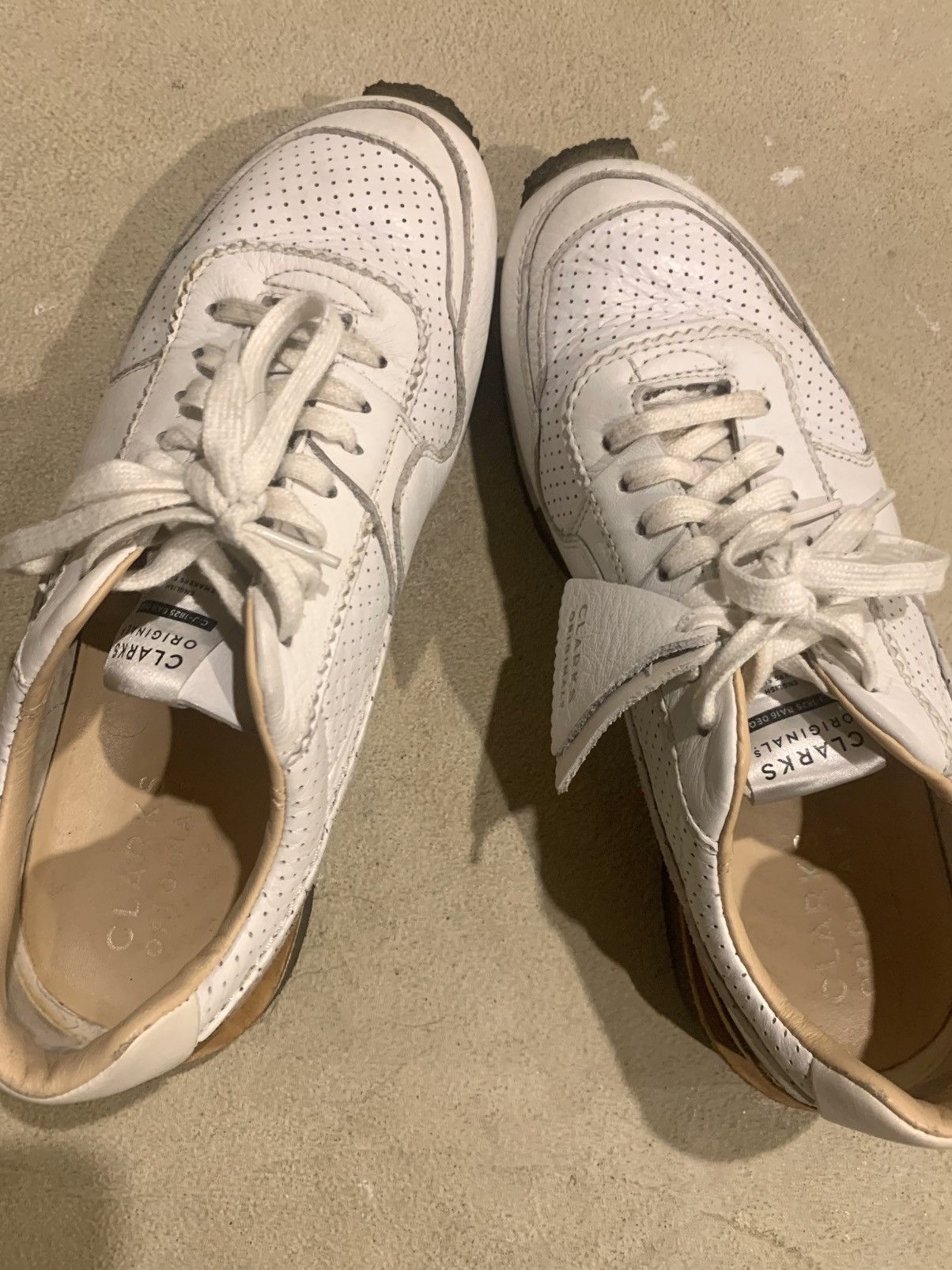 Clarks Clarks Originals Tor Run Sneakers—White Combi Leather Size US 10 / EU 43 - 6 Thumbnail
