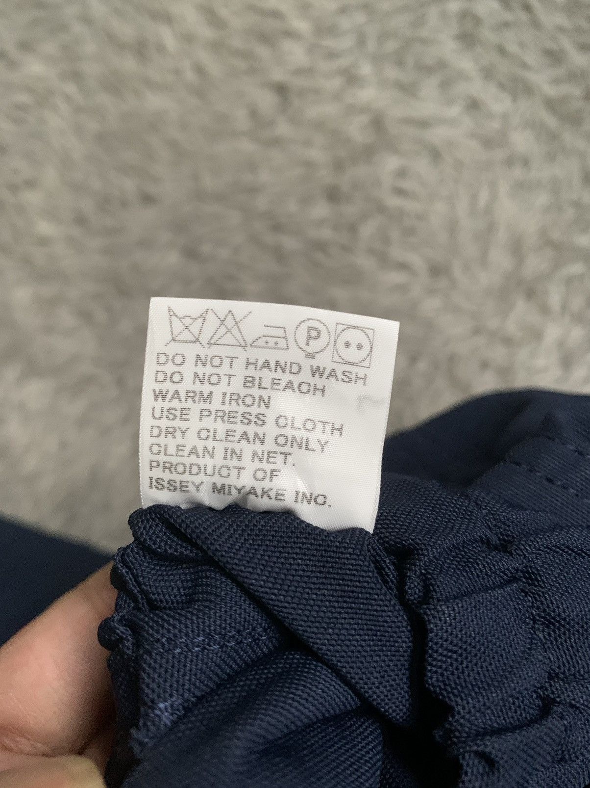 Issey Miyake Issey Miyake Asymmetric Triacetate Pants Size US 30 / EU 46 - 5 Thumbnail