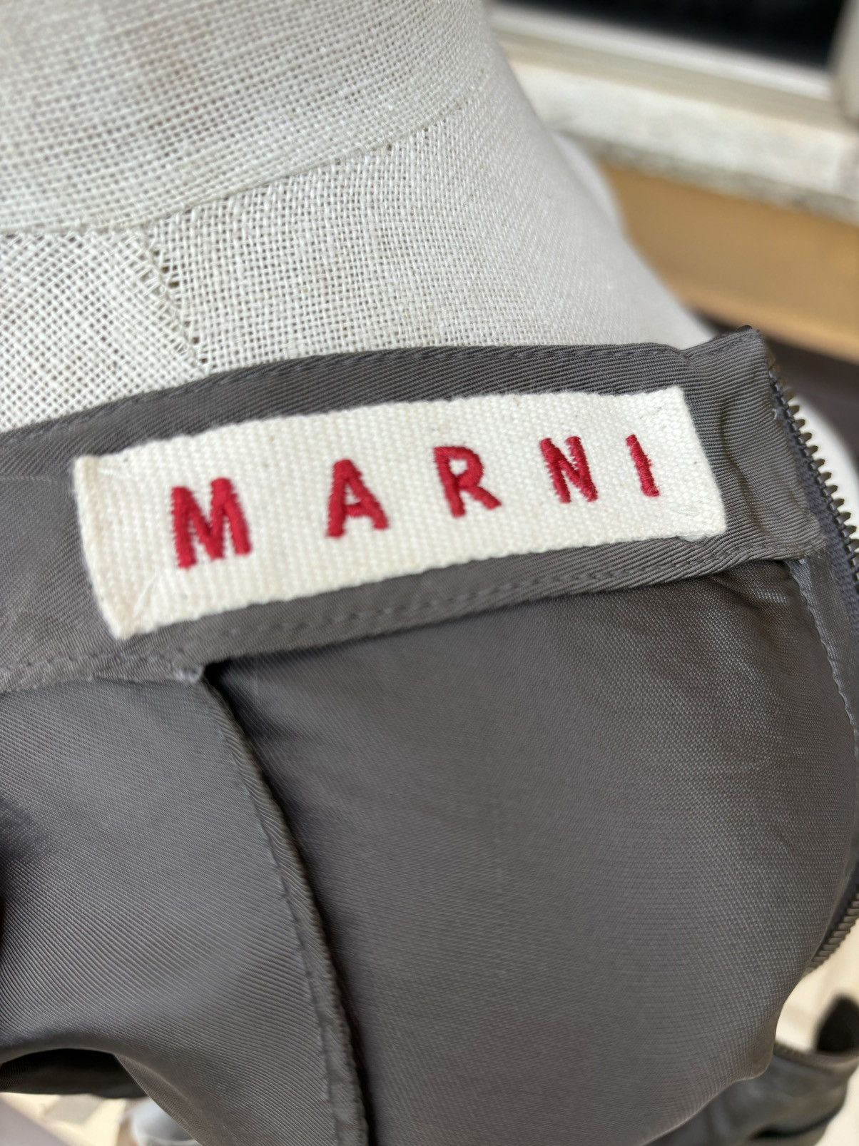 Marni Slik skirt Size 28" / US 6 / IT 42 - 6 Thumbnail