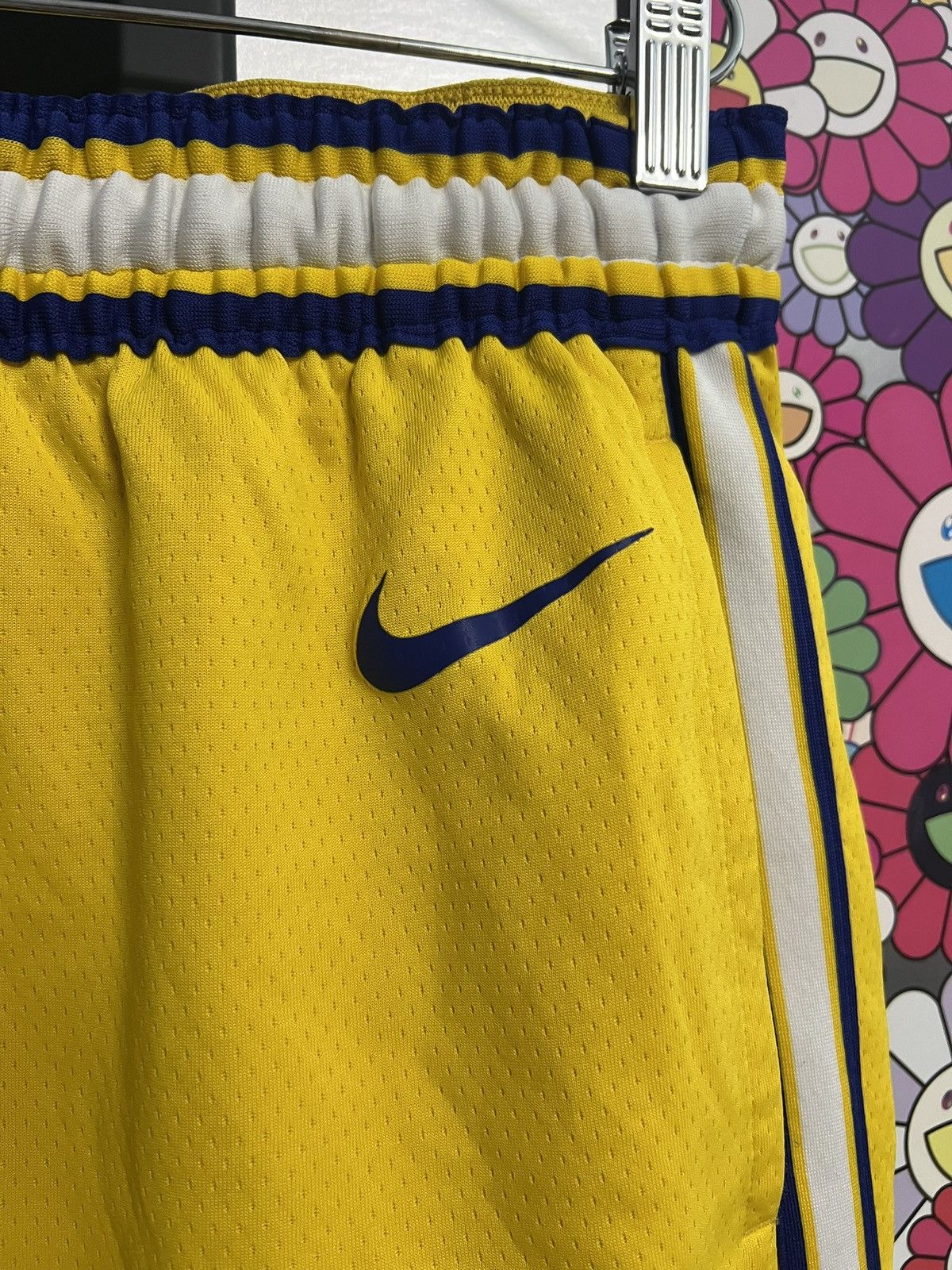 NBA Warriors Shorts Size US 36 / EU 52 - 4 Thumbnail