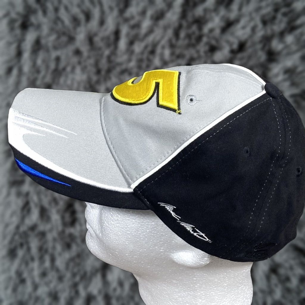 Chase Authentics Hendrick Motorsports No. 5 Mark Martin Hat Cap Black Gray Kellogg’s Carquest Baseball Cap NASCAR Adjustable Men Yellow? Wait color black. Size ONE SIZE - 1 Thumbnail