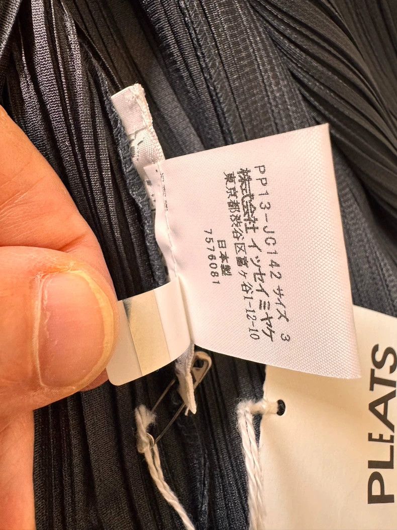 Issey Miyake Issey Miyake size:3 Black classic button-up top Size XS / US 0-2 / IT 36-38 - 3 Thumbnail