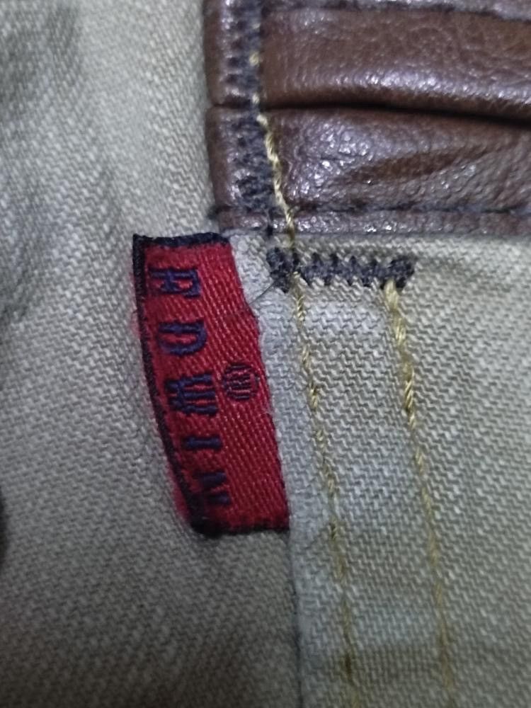 Edwin × Vintage VINTAGE EDWIN BEIGE COLOURWAY AND RARE DESING Size US 34 / EU 50 - 10 Thumbnail