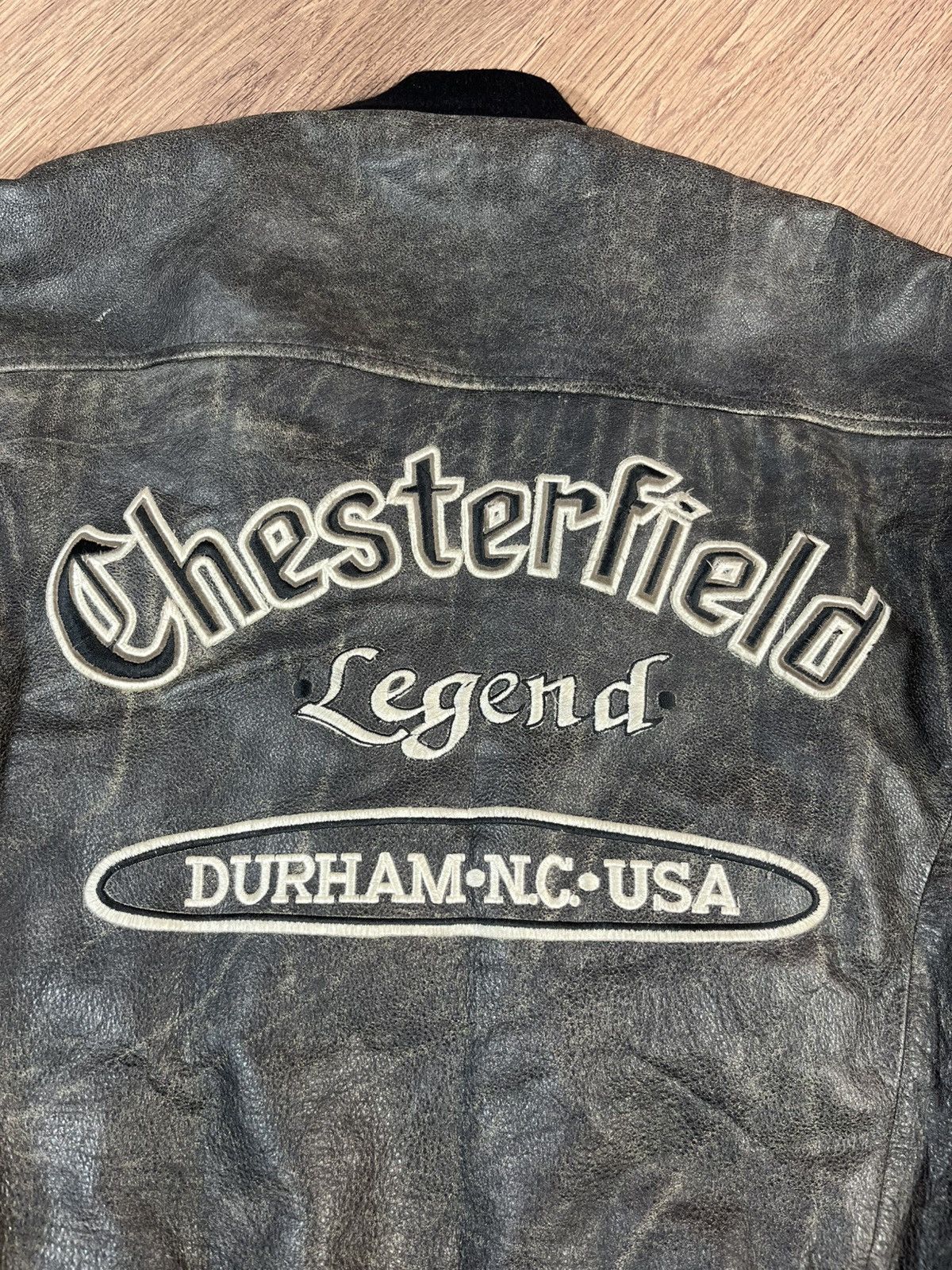 Leather Vintage Chesterfield Leather Jacket she is alone Size US L / EU 52-54 / 3 - 21 Thumbnail