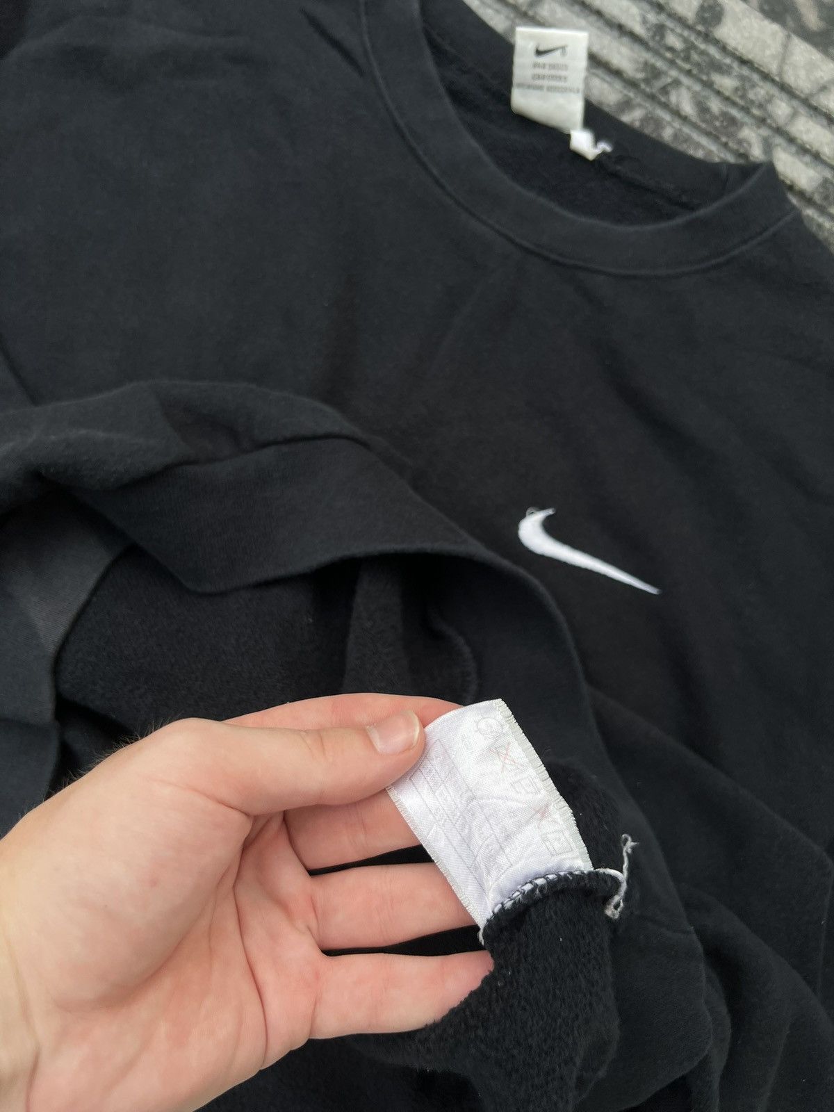 Nike × Vintage 90s Nike Swoosh Vintage Y2K Faded Boxy Retro Sweatshirt Size US M / EU 48-50 / 2 - 9 Thumbnail