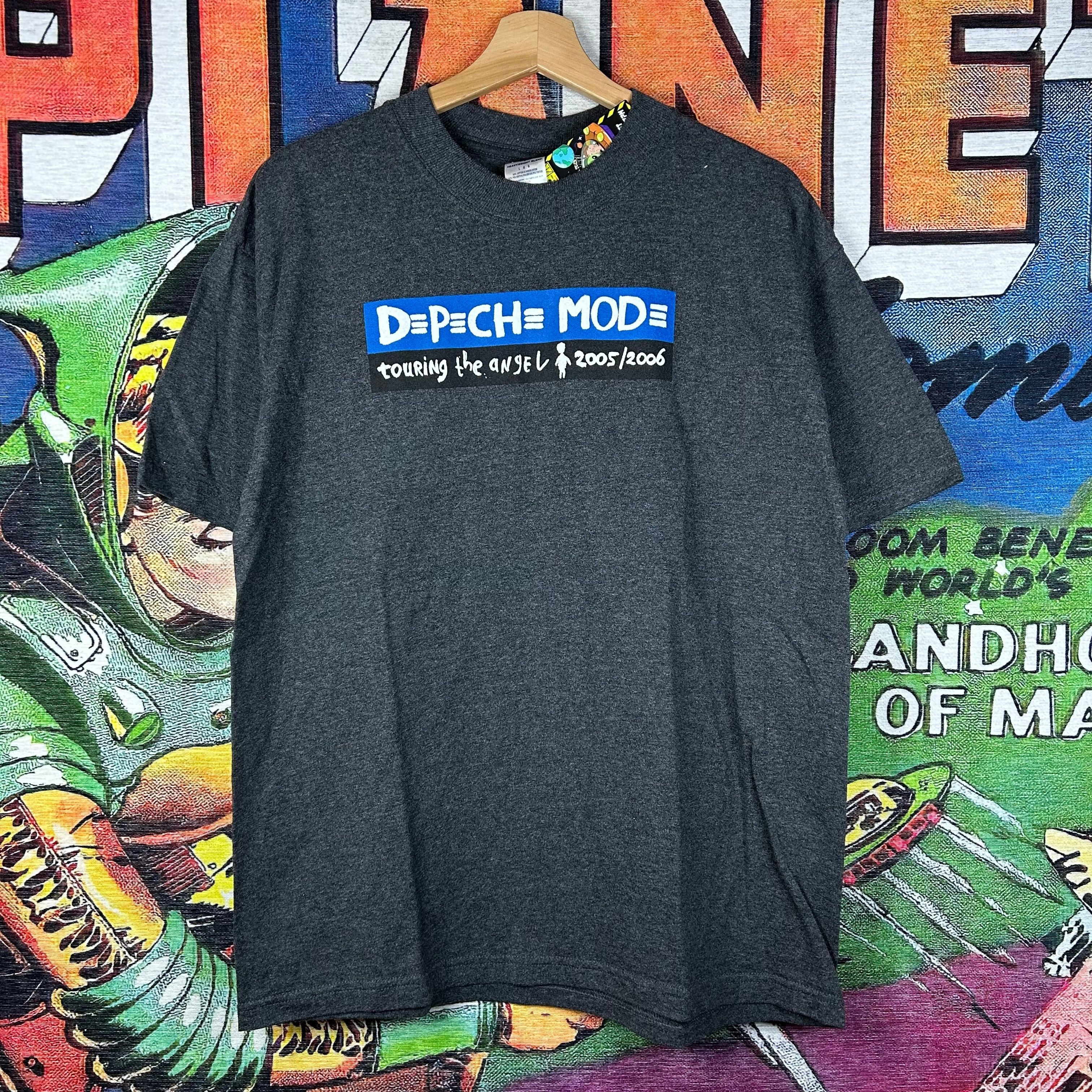 Vintage 2005 Depeche Mode ‘Touring the Angel’ Tee Size Large Size US L / EU 52-54 / 3 - 1 Thumbnail