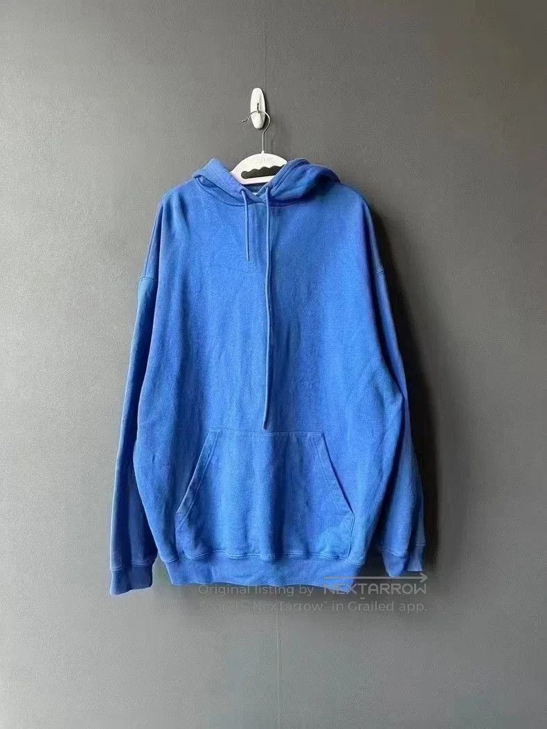 Balenciaga Balenciaga Blue Back Logo Hoodie. Size US XS / EU 42 / 0 - 1 Thumbnail
