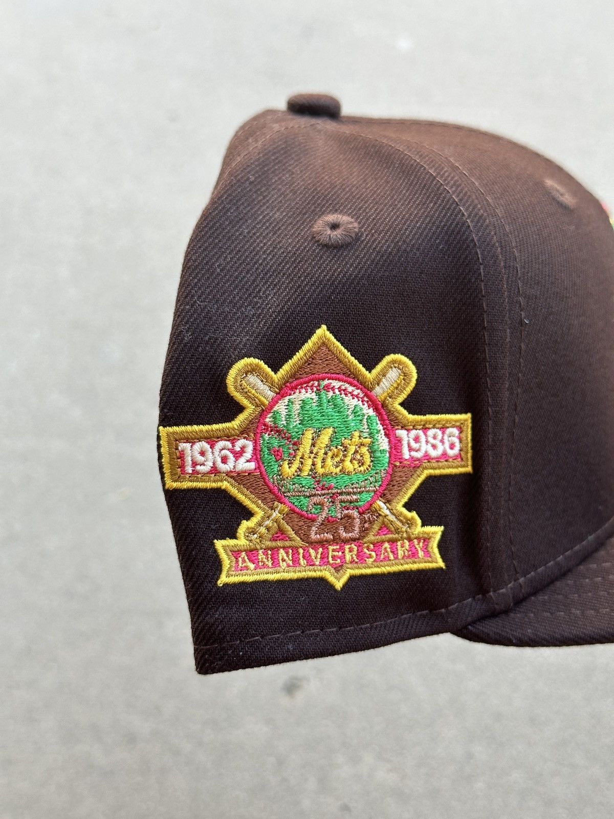 MLB × MyFitteds × New Era New York Mets Rainbow Cookie Metallic Fitted Hat 7 1/4 NY Size ONE SIZE - 2 Thumbnail