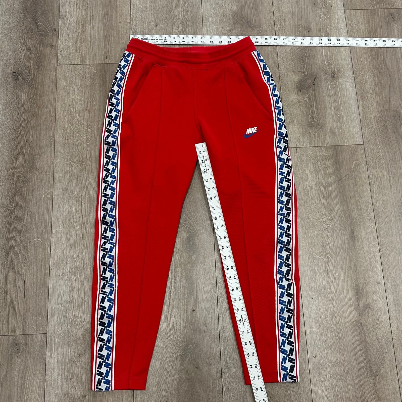 Nike Nike NSW TAPED POLY PANTS Joggers Sweats size Small S B24 Size US 30 / EU 46 - 4 Thumbnail