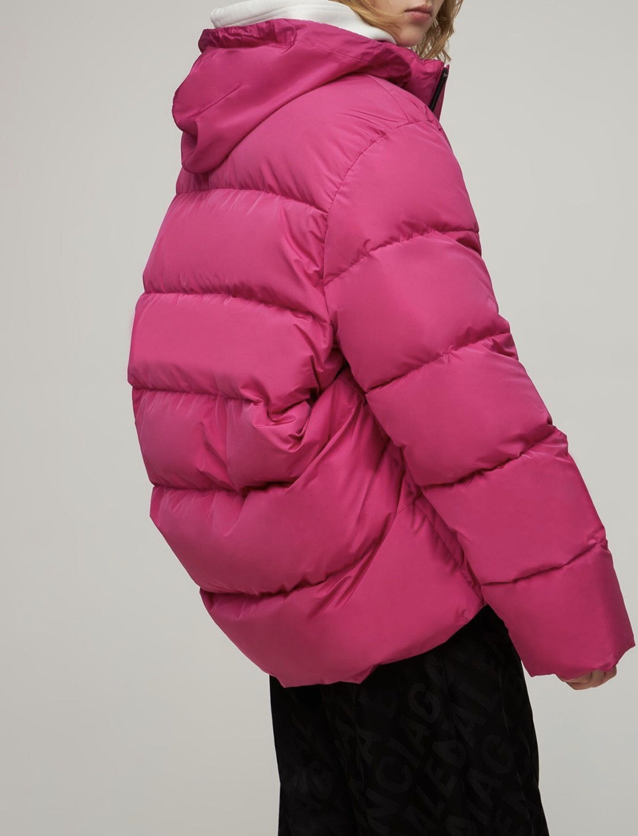 Balenciaga 🔥$2.5K VALUE🔥Balenciaga C-Shape Puffer Jacket in Pink Size US M / EU 48-50 / 2 - 2 Thumbnail