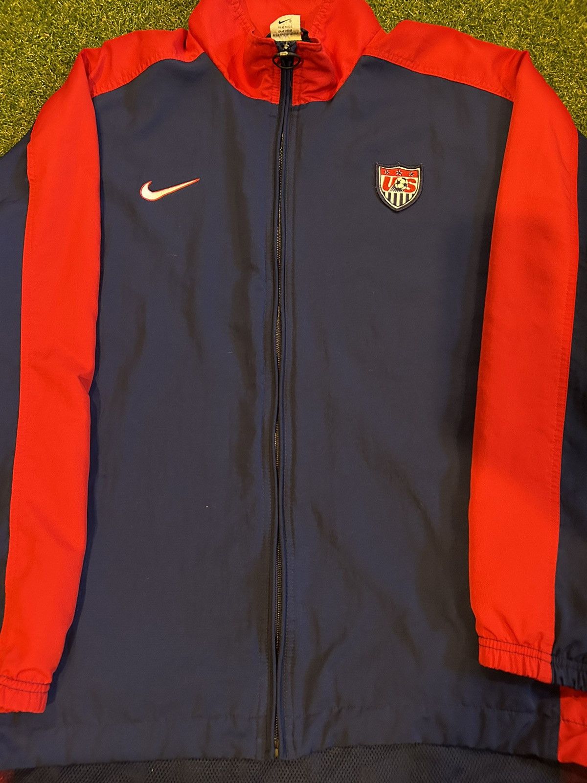 Nike 96/98 USMNT Light Training Jacket Size US L / EU 52-54 / 3 - 1 Thumbnail