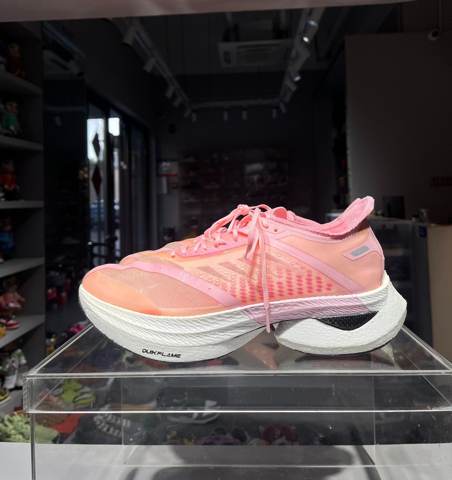 Other Other Running Shoes Low Top High Top Size US 10.5 / EU 43-44 - 1 Thumbnail