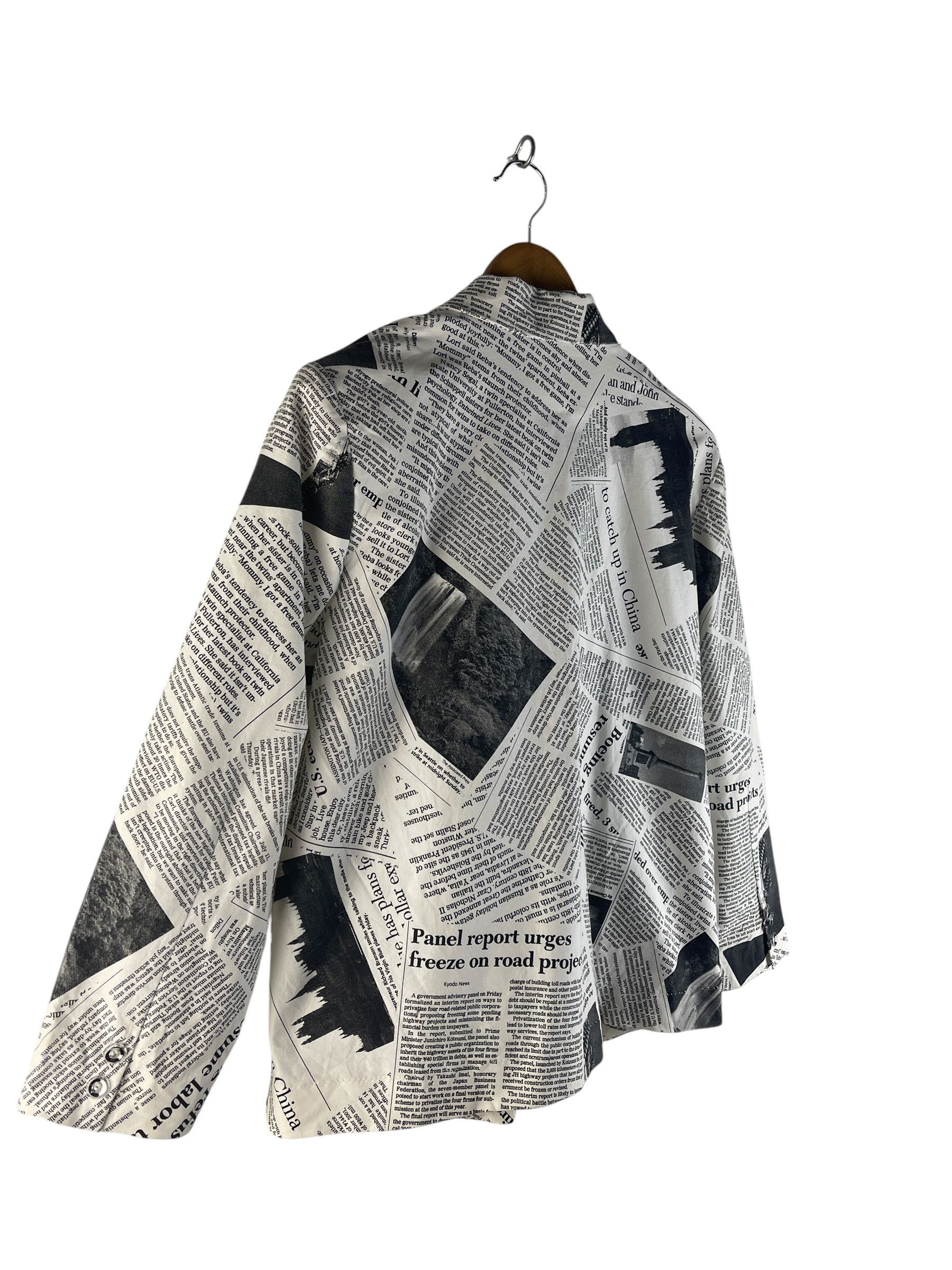 Japanese Brand Vintage Japanese Newspaper Print Collage Jacket Size US M / EU 48-50 / 2 - 8 Thumbnail