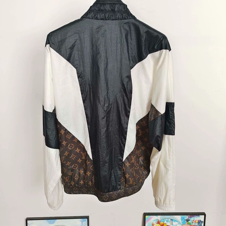 Louis Vuitton Louis Vuitton 24-block zip-up long-sleeve jacket Size XXS / US 00 / IT 34 - 2 Thumbnail
