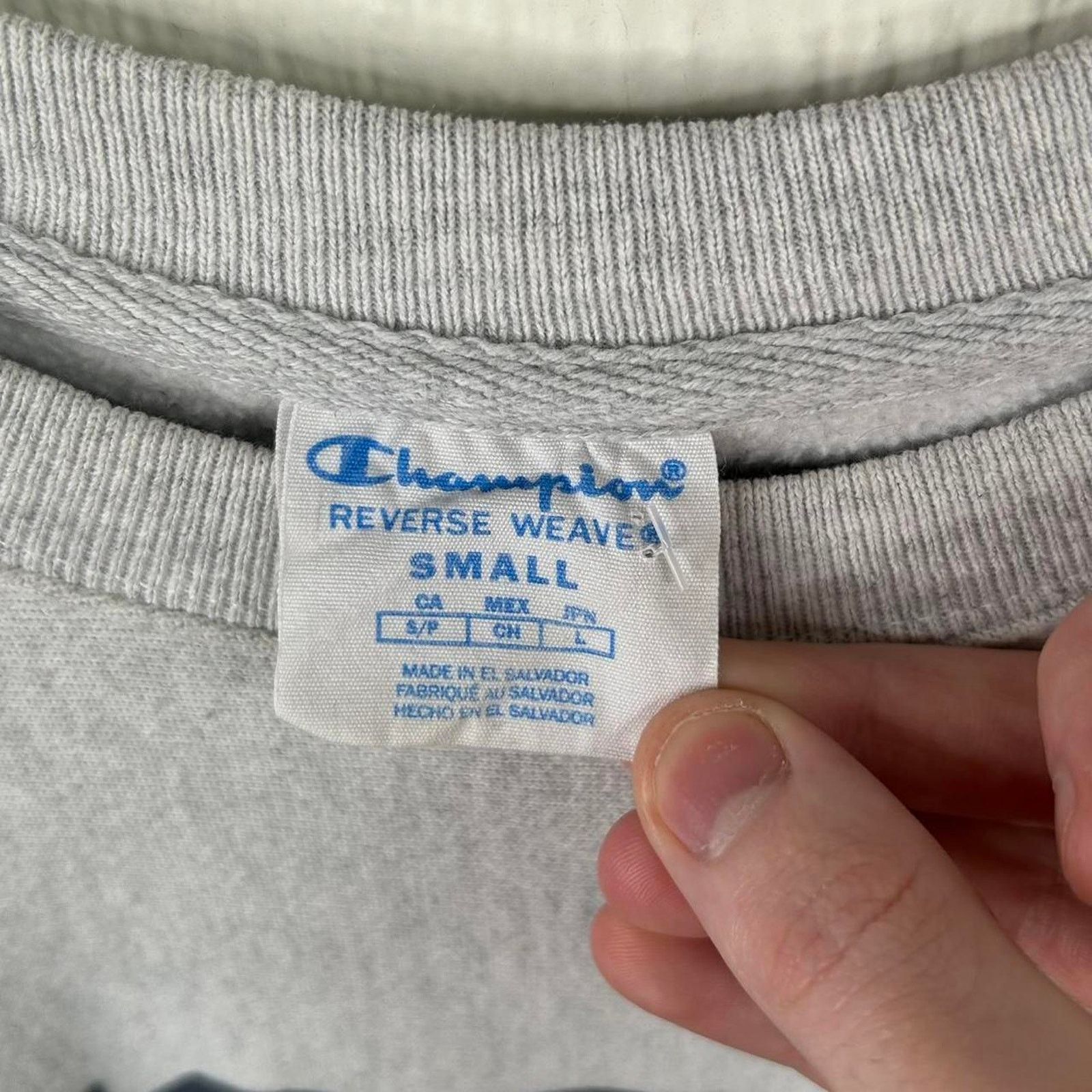 Champion Y2K Champion Georgia Tech Reverse Weave Crewneck Size Small Size US S / EU 44-46 / 1 - 5 Thumbnail