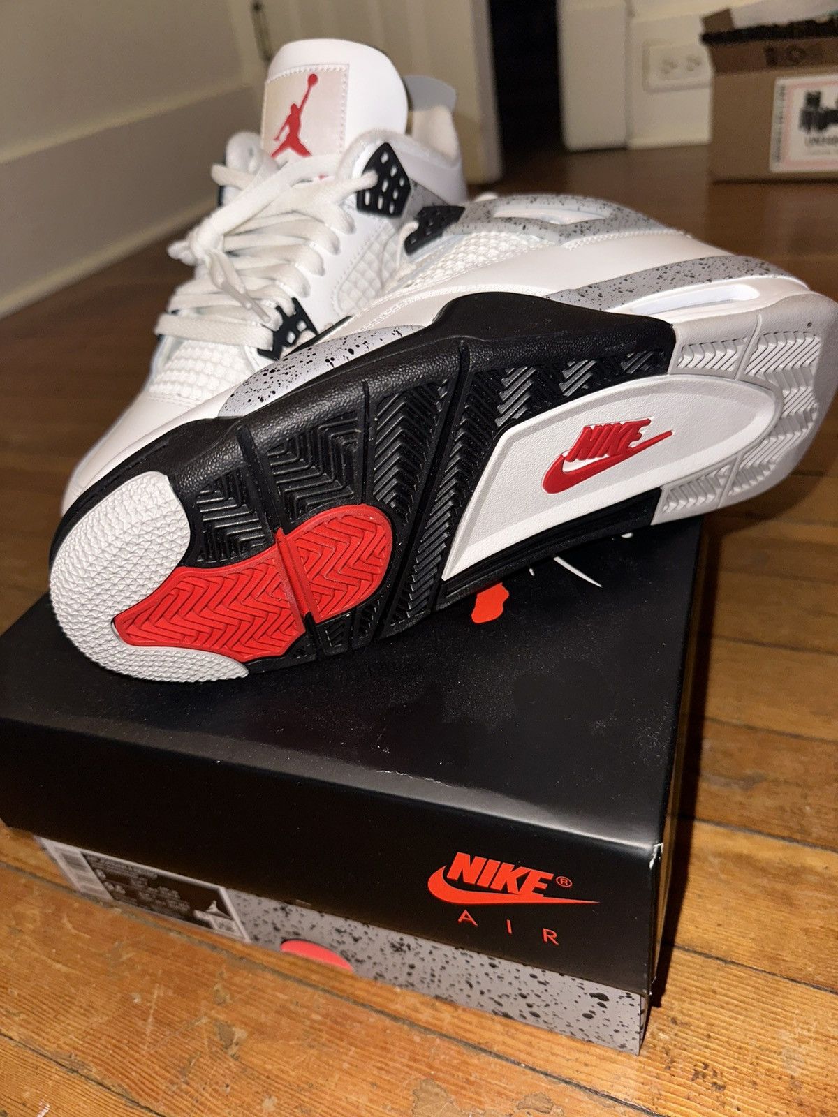 Jordan Brand Jordan retro 4 White Cement Size US 8 / EU 41 - 1 Thumbnail