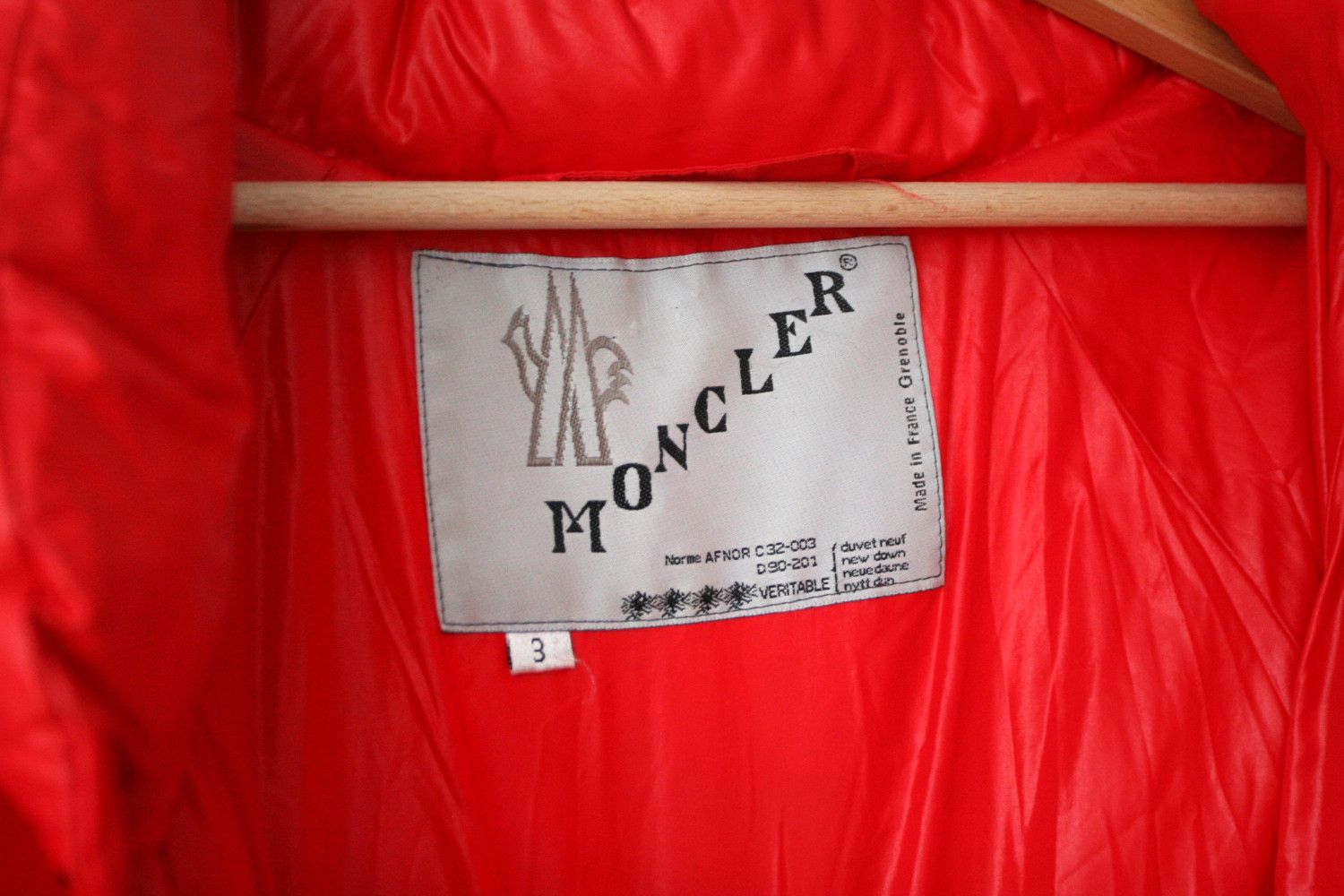 Moncler × Moncler Grenoble × Vintage Moncler Grenoble Vintage 1980s Puffer Down Red Jacket 3 L Size US L / EU 52-54 / 3 - 6 Thumbnail