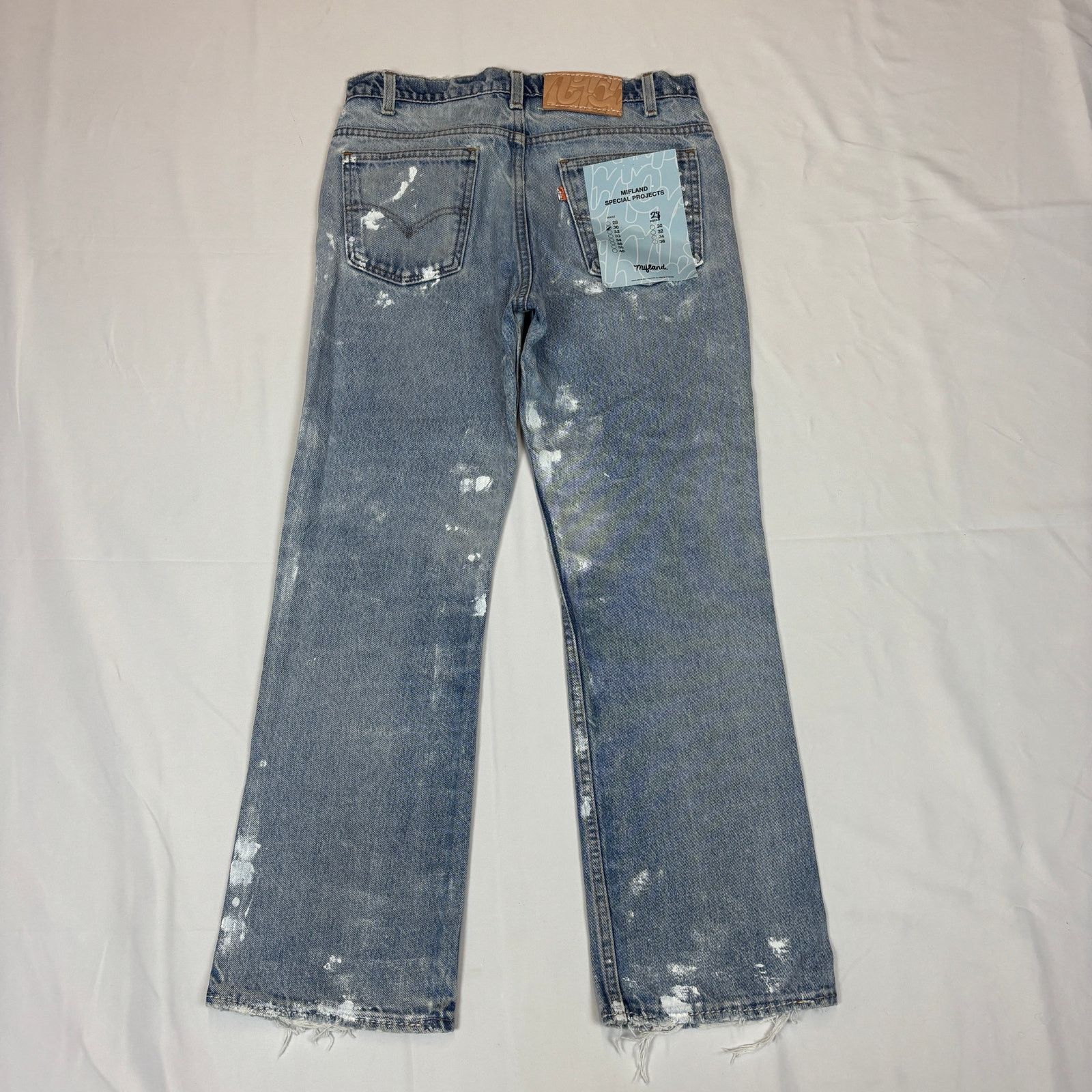 Mifland Mifland Vintage 90 Levi’s Jeans Straight Leg Paint 30x28 Size US 30 / EU 46 - 3 Thumbnail