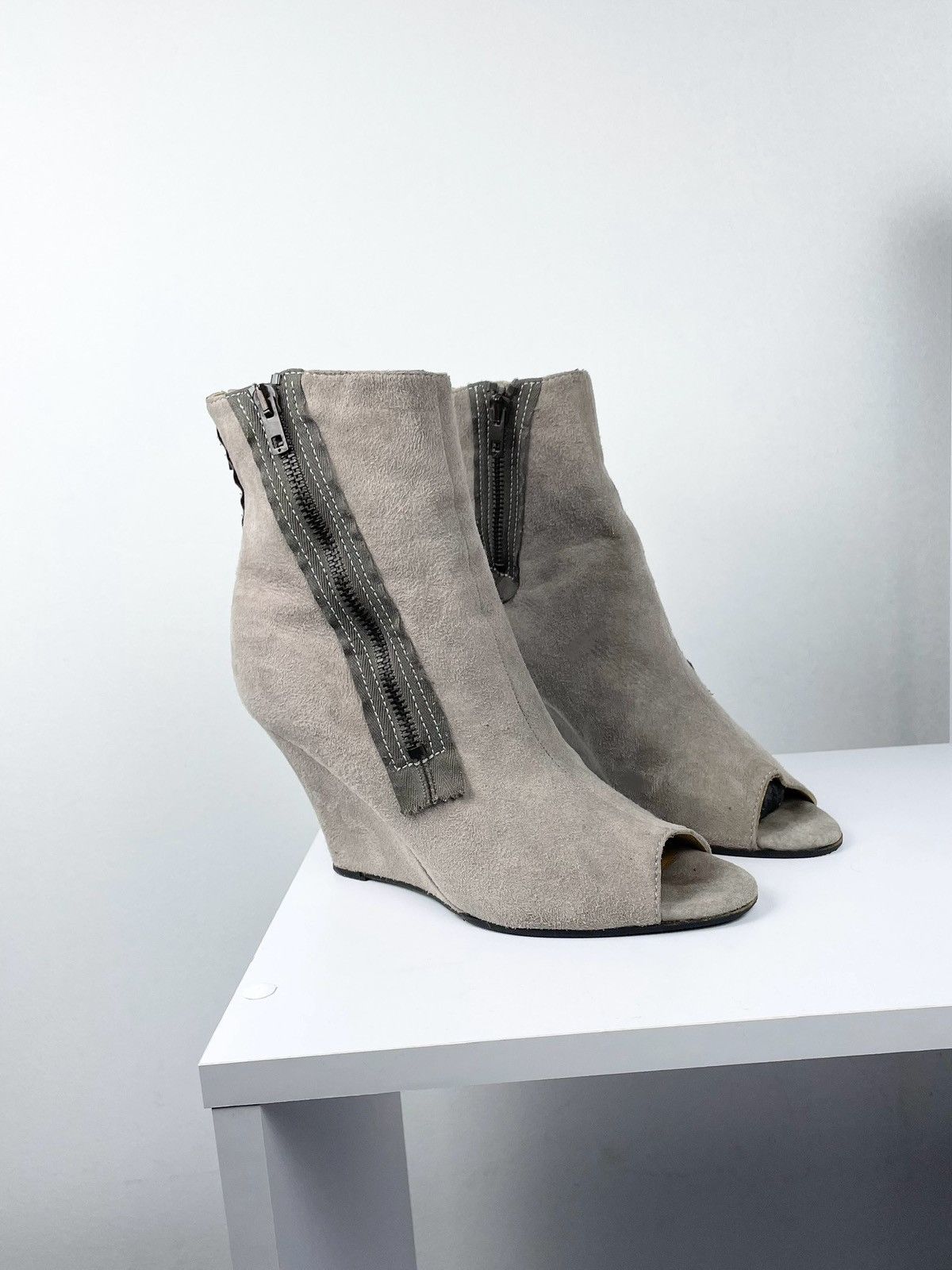 Acne Studios Acne Studious Open Toe Beige Leather Heel Bump Boots Size US 6.5 / IT 36.5 - 2 Thumbnail