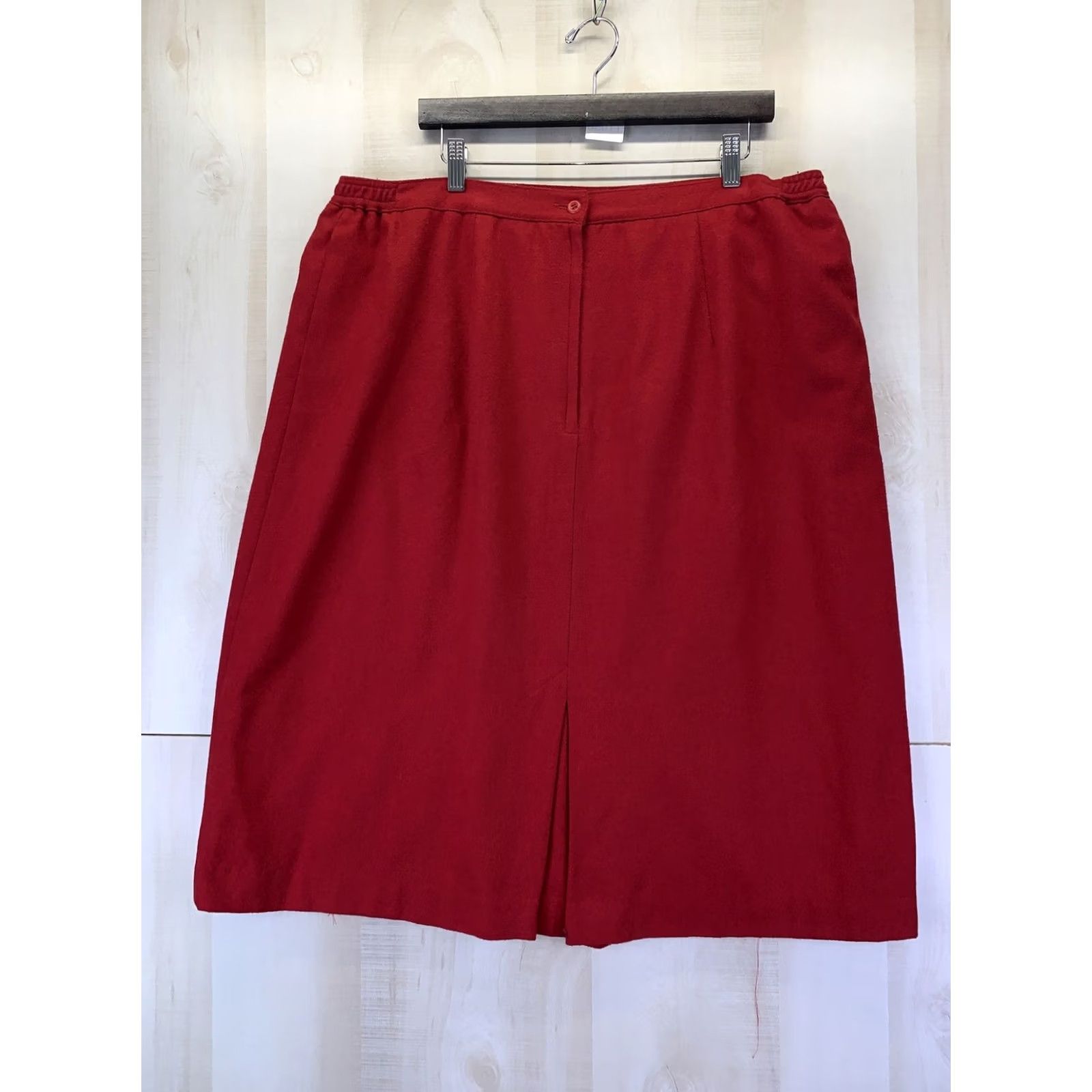 Vintage VINTAGE Red Wool Straight Skirt Womens Size 24 Knee Length 80s 24 Womens Skirt Size 42" / US 20 - 5 Thumbnail
