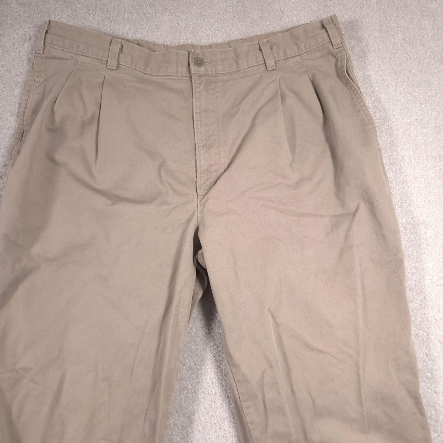 Dockers Dockers Khakis Pants Mens 38x32 Beige Pleated Front Straight Leg Casual Chino Size US 38 / EU 54 - 3 Thumbnail
