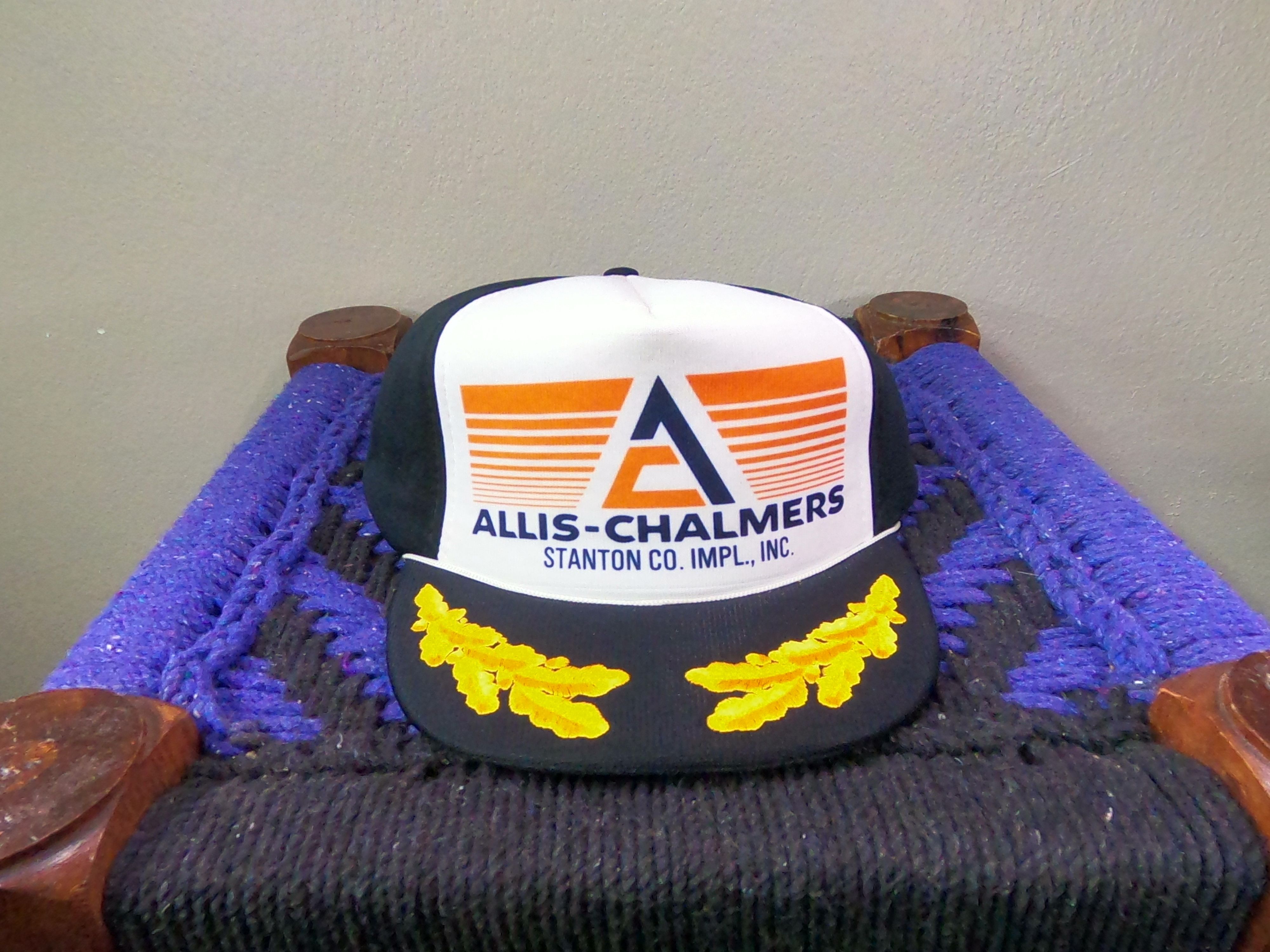 Vintage Mystery Branded Trucker Hat with Captain Gold Embroidery Size ONE SIZE - 1 Thumbnail