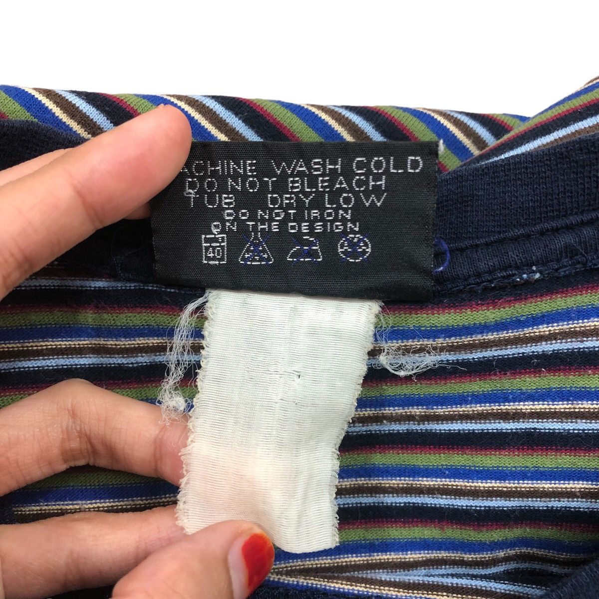 Vintage Pick!! Vtg 90's ROBERT AUGUST Surfing Stripe Pocket Tshirt Size US L / EU 52-54 / 3 - 6 Thumbnail