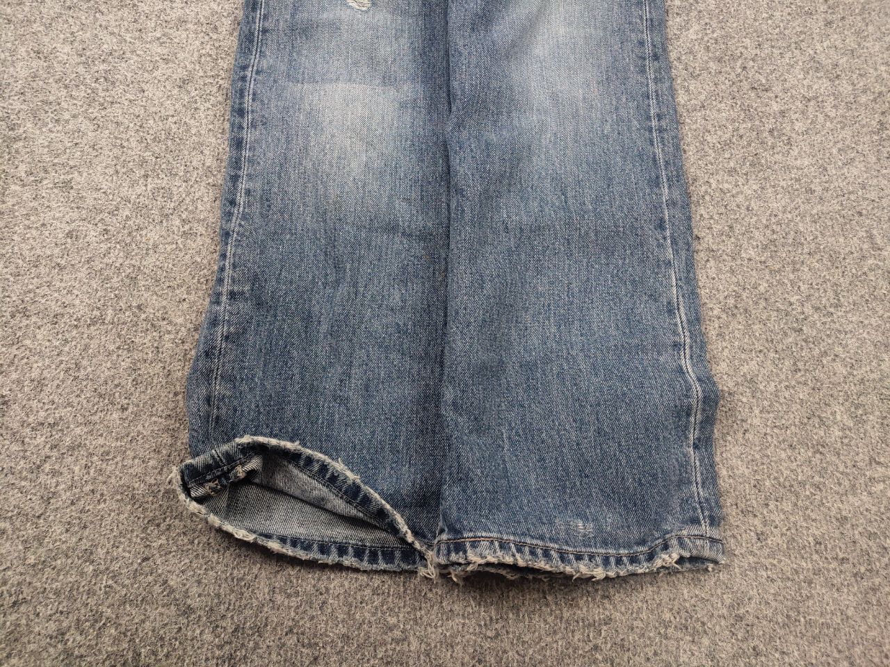 Levi's Vintage Levis 501 Straight Button Faded Denim Jeans Retro Size US 33 - 6 Thumbnail