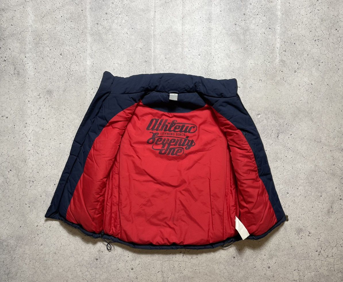 Nike Vintage Nike Down Puffer Big Logo Swoosh Vest Y2K Hype Rare Size US S / EU 44-46 / 1 - 7 Thumbnail