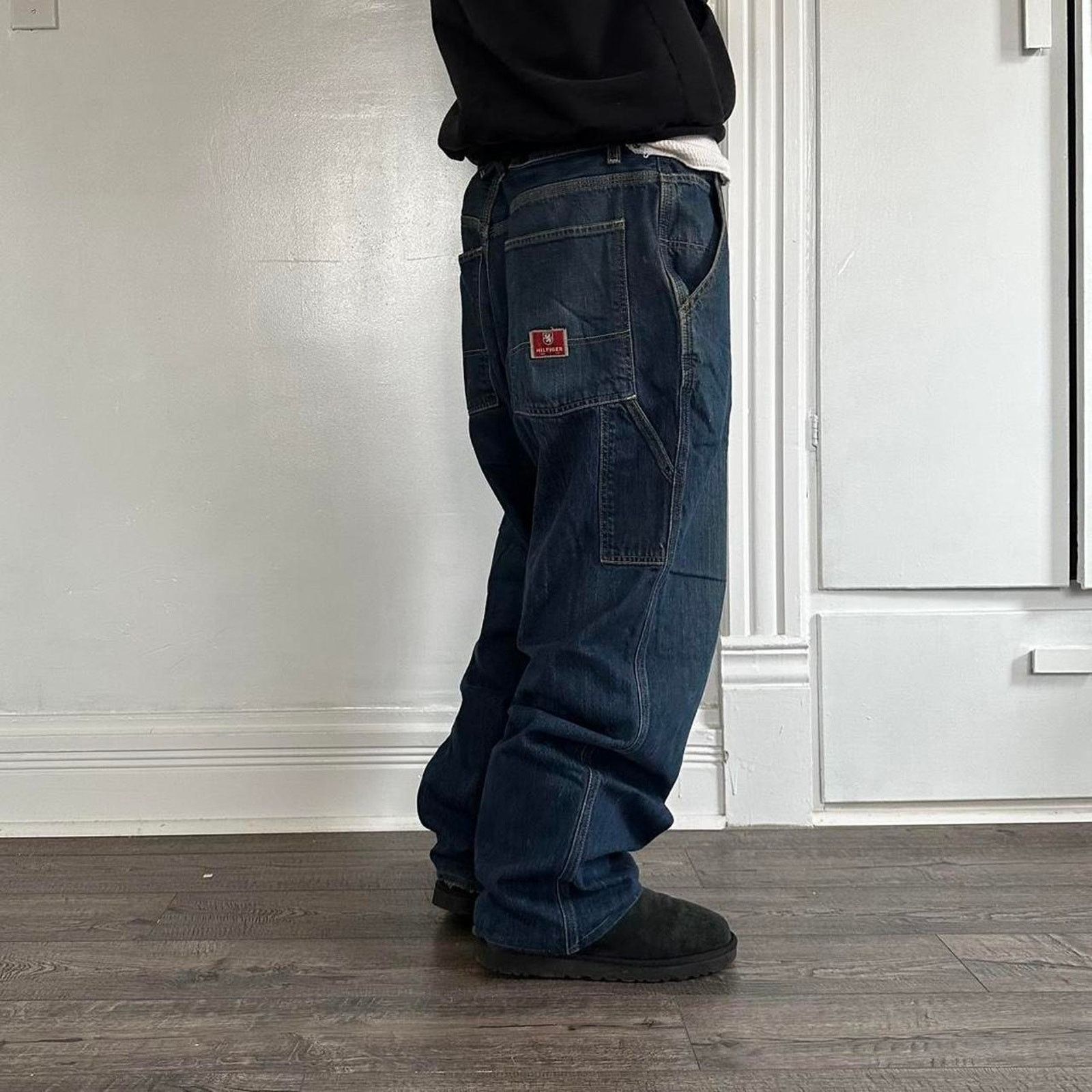 Tommy Hilfiger Vintage Y2K Dark Denim Baggy Tommy Hilfiger Carpenter Jeans Size US 38 / EU 54 - 1 Thumbnail