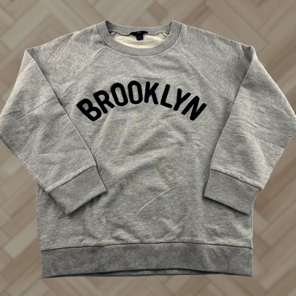 J.Crew J.Crew Brooklyn Pullover Sweatshirt Women's M Gray Size M / US 6-8 / IT 42-44 - 1 Thumbnail