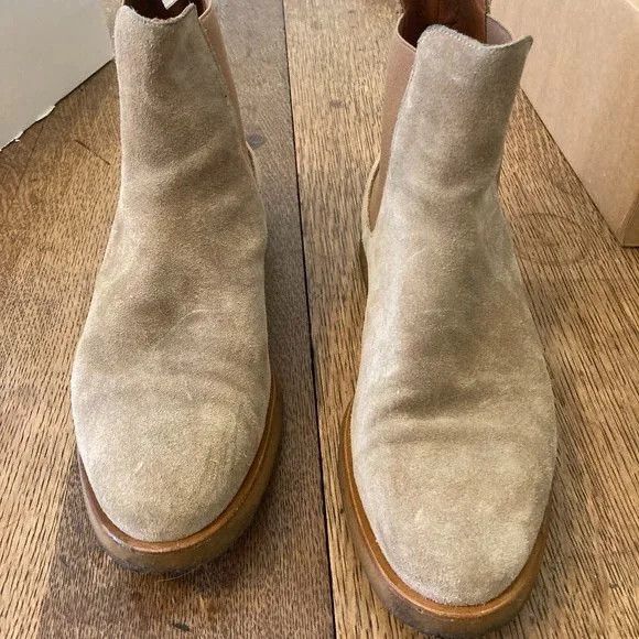 Common Projects Common Projects Suede Chelsea Boots Size US 11 / EU 44 - 1 Thumbnail