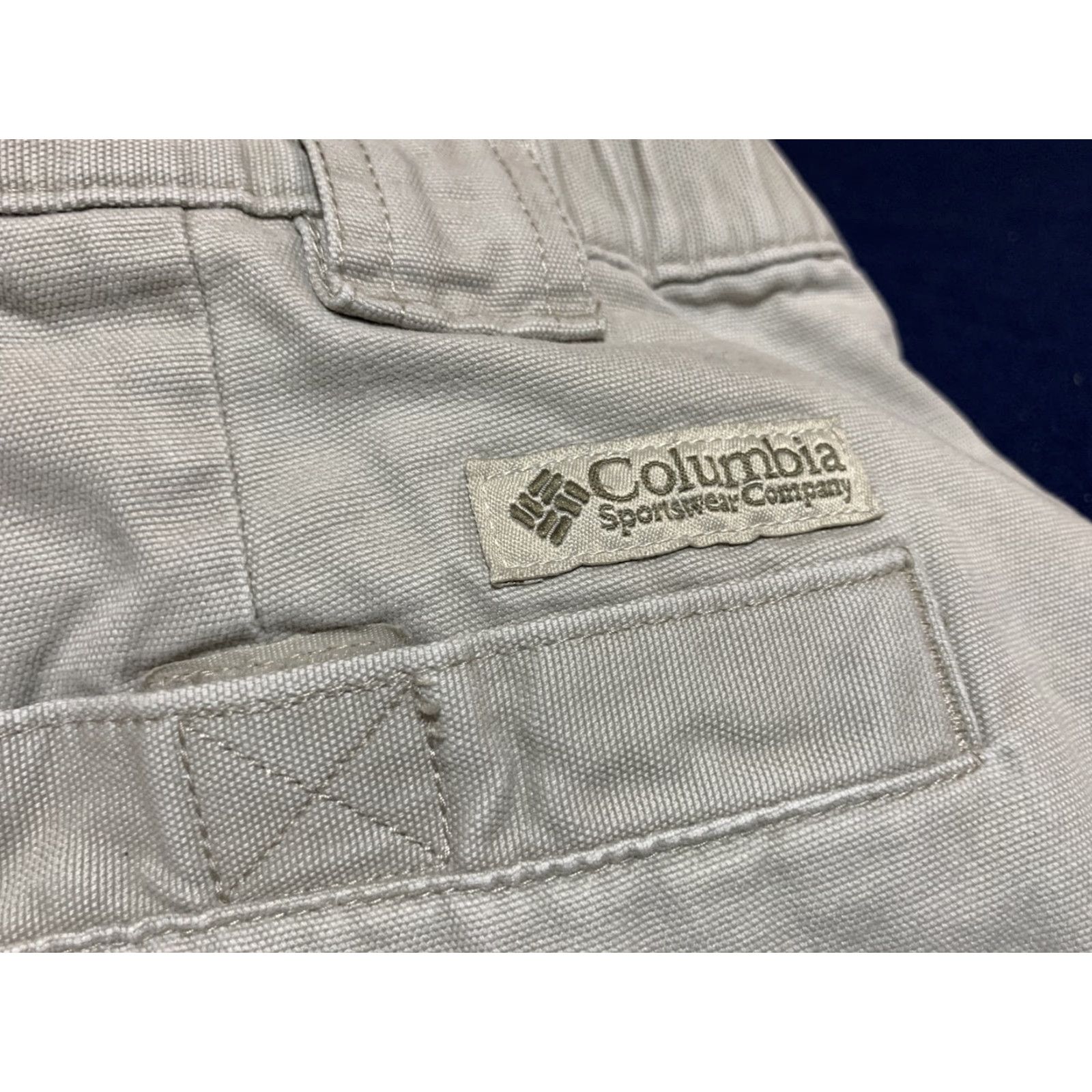 Vintage COLUMBIA Cargo Shorts Men XL 40W Beige 9" Inseam Pre-owned Size US 36 / EU 52 - 6 Thumbnail