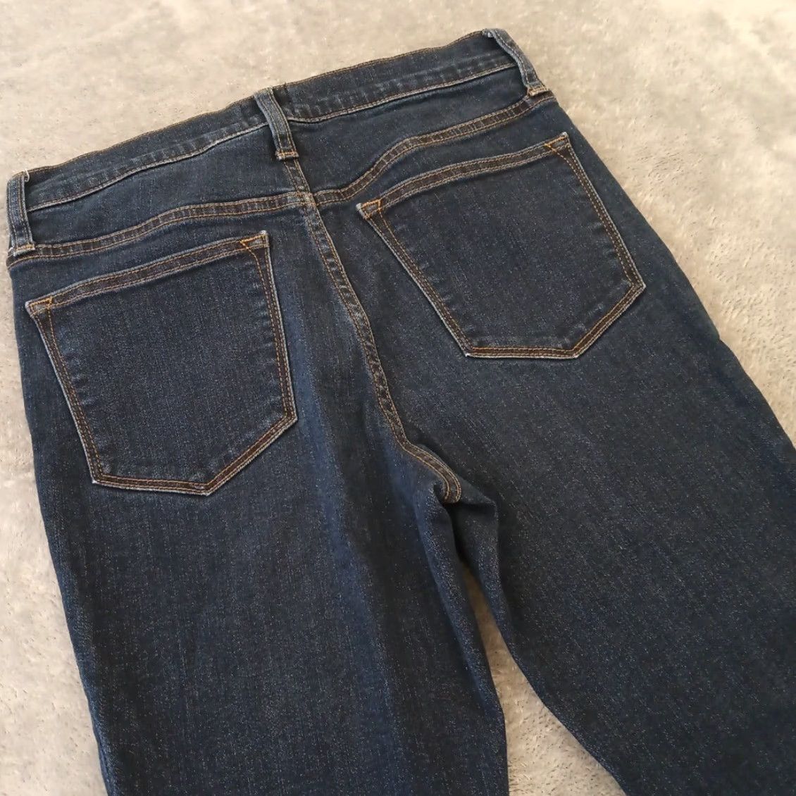 J.Crew J.Crew Jeans Skinny Womens Size 27 Blue Dark Wash Mid Rise 27 In Inseam 27 5-Pocket Denim Cotton Blend Regular Waist 28 in XS? Size 27" / US 4 / IT 40 - 7 Thumbnail