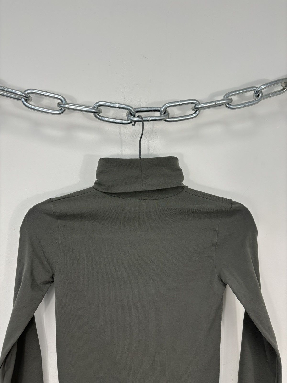 Max Mara Max Mara Women’s Italian Luxury Slim Nylon Turtleneck Top Size M / US 6-8 / IT 42-44 - 13 Thumbnail