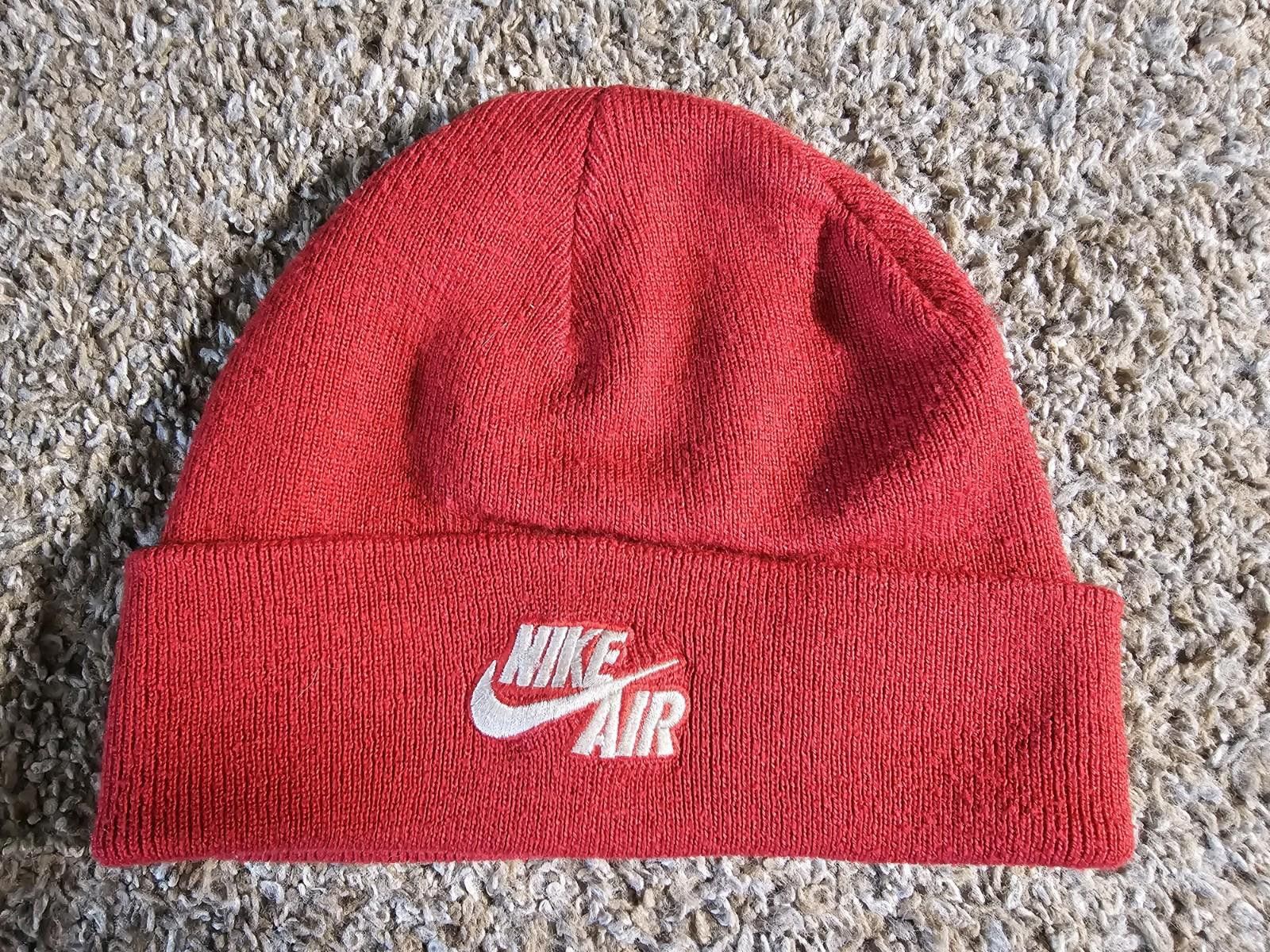 Nike Nike Air red beanie Size ONE SIZE - 1 Thumbnail
