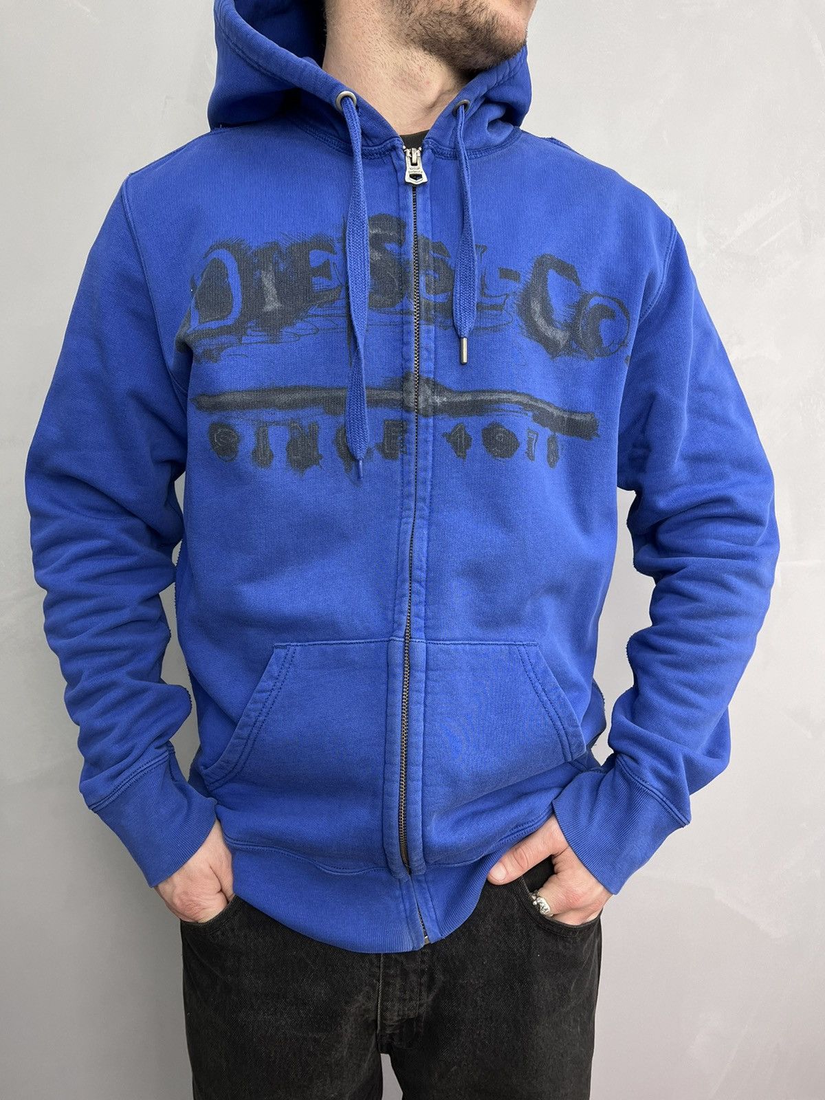 Diesel × Vintage Vintage Y2K Diesel Boxy Fit Big Logo Hoodie Size US L / EU 52-54 / 3 - 1 Thumbnail