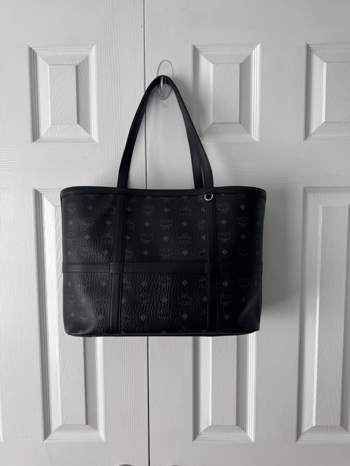 MCM MCM Black & Gray Monogram Logo Tote Bag (aren tote visetos) Size ONE SIZE - 5 Thumbnail