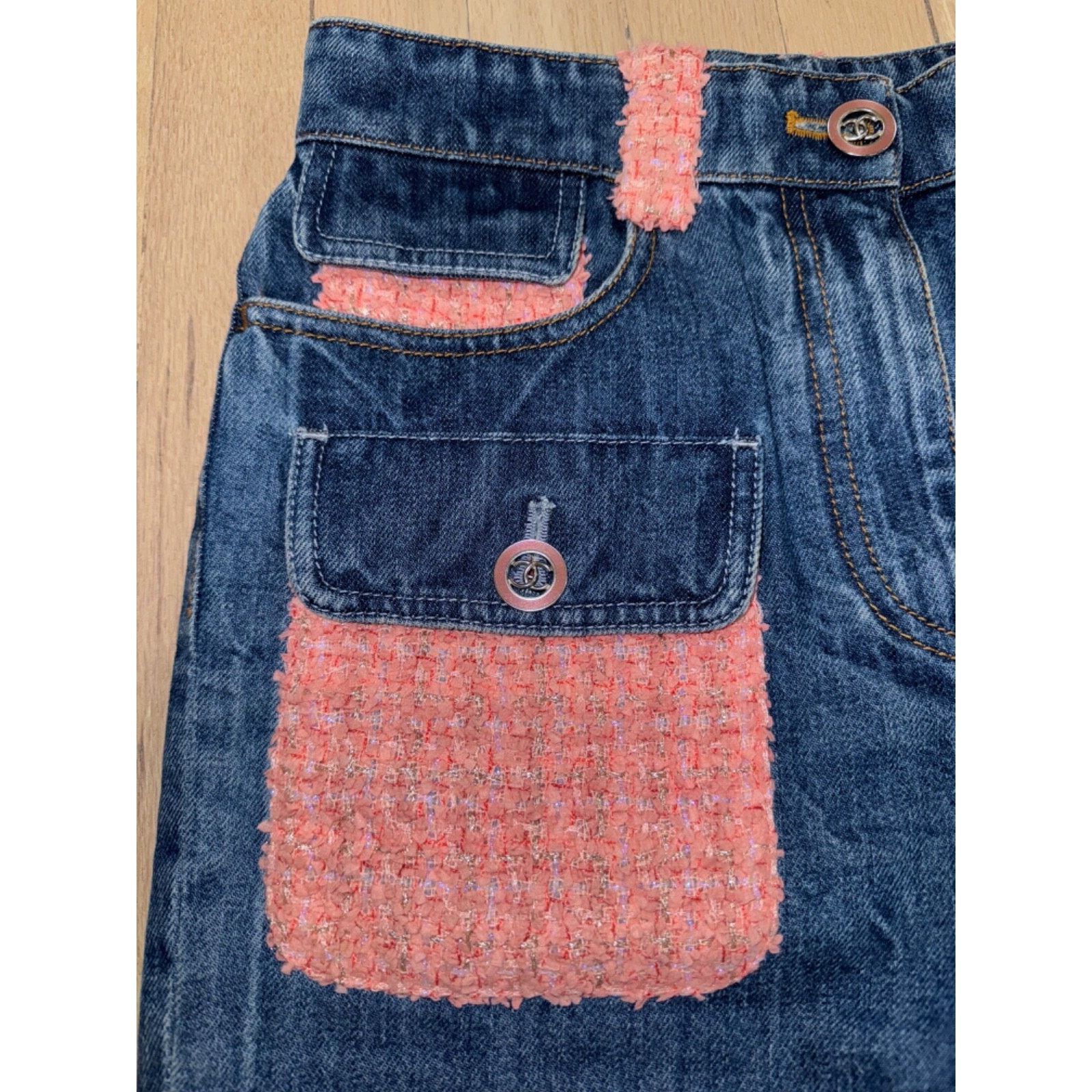 Chanel Chanel Gold Iridescent Tweed CC Logo Button Regular Jeans 38 Size 26" / US 2 / IT 38 - 9 Thumbnail