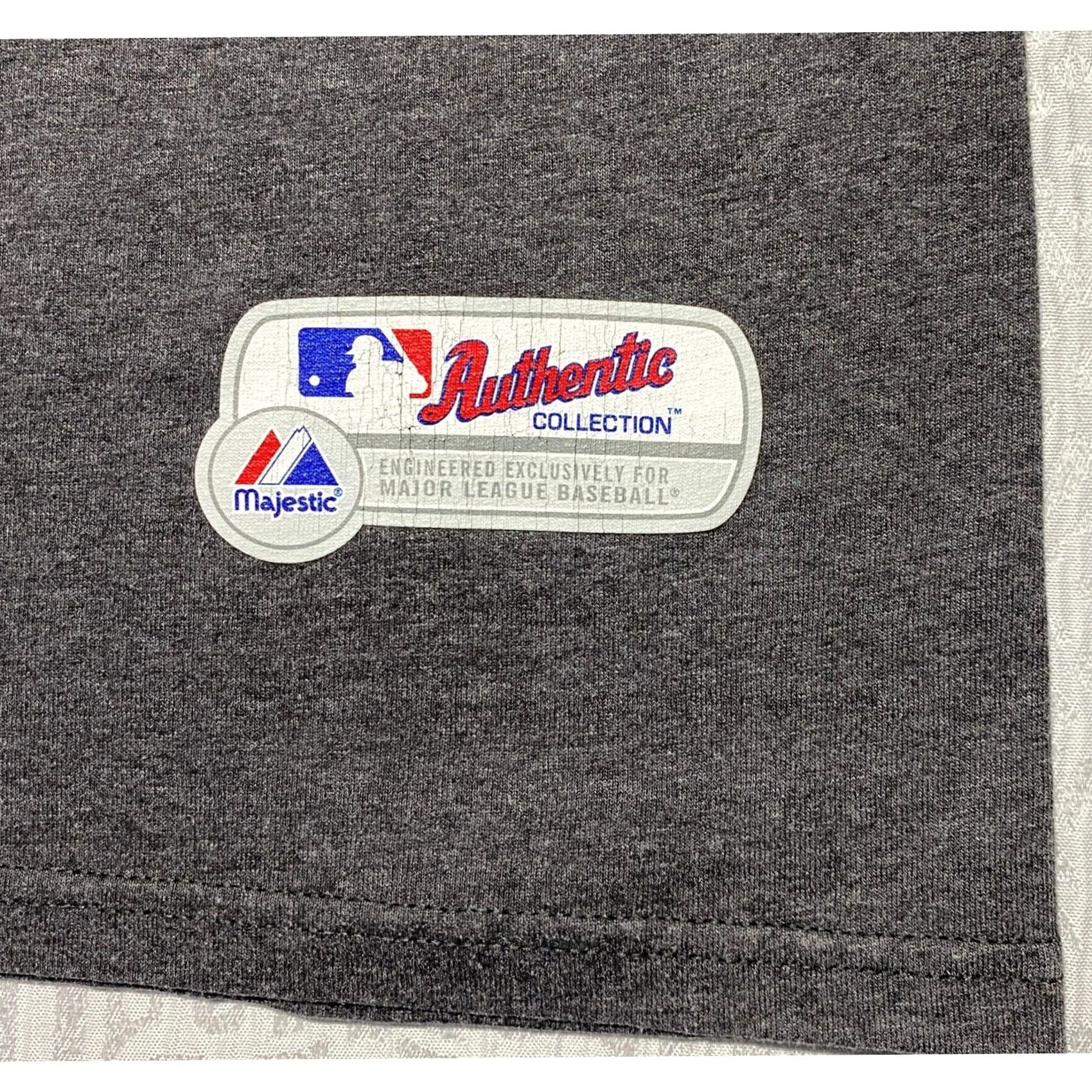 MLB Majestic Chicago White Sox MLB Authentic Long Sleeve Shirt Mens L Gray Size US L / EU 52-54 / 3 - 7 Thumbnail